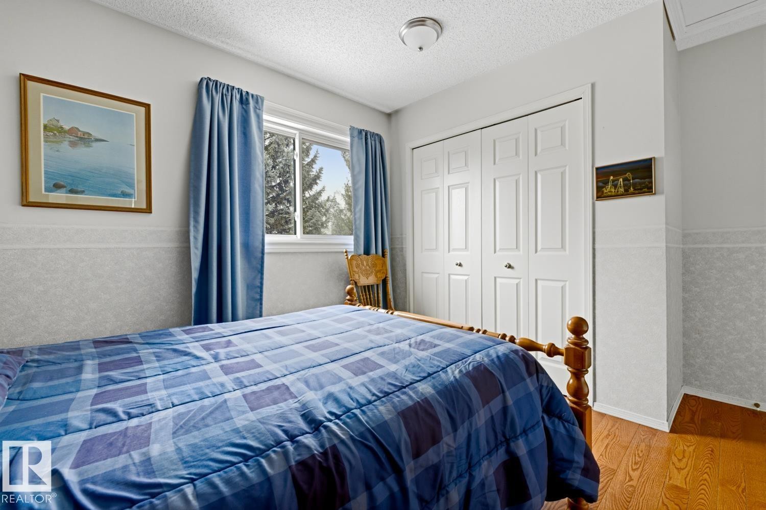 368 Ormsby Road W, Edmonton, AB