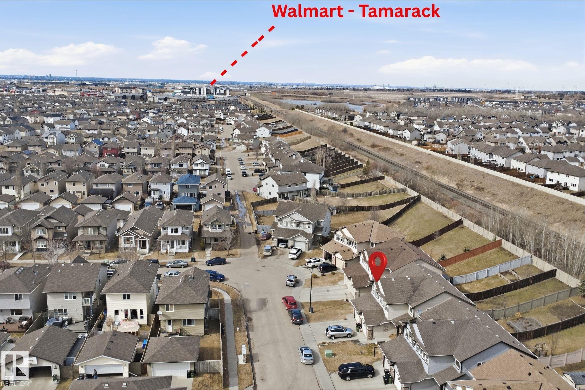 Residential neighborhood featuring multiple detached and attached properties with varied architectural styles - 3533 11 Street, Edmonton, AB