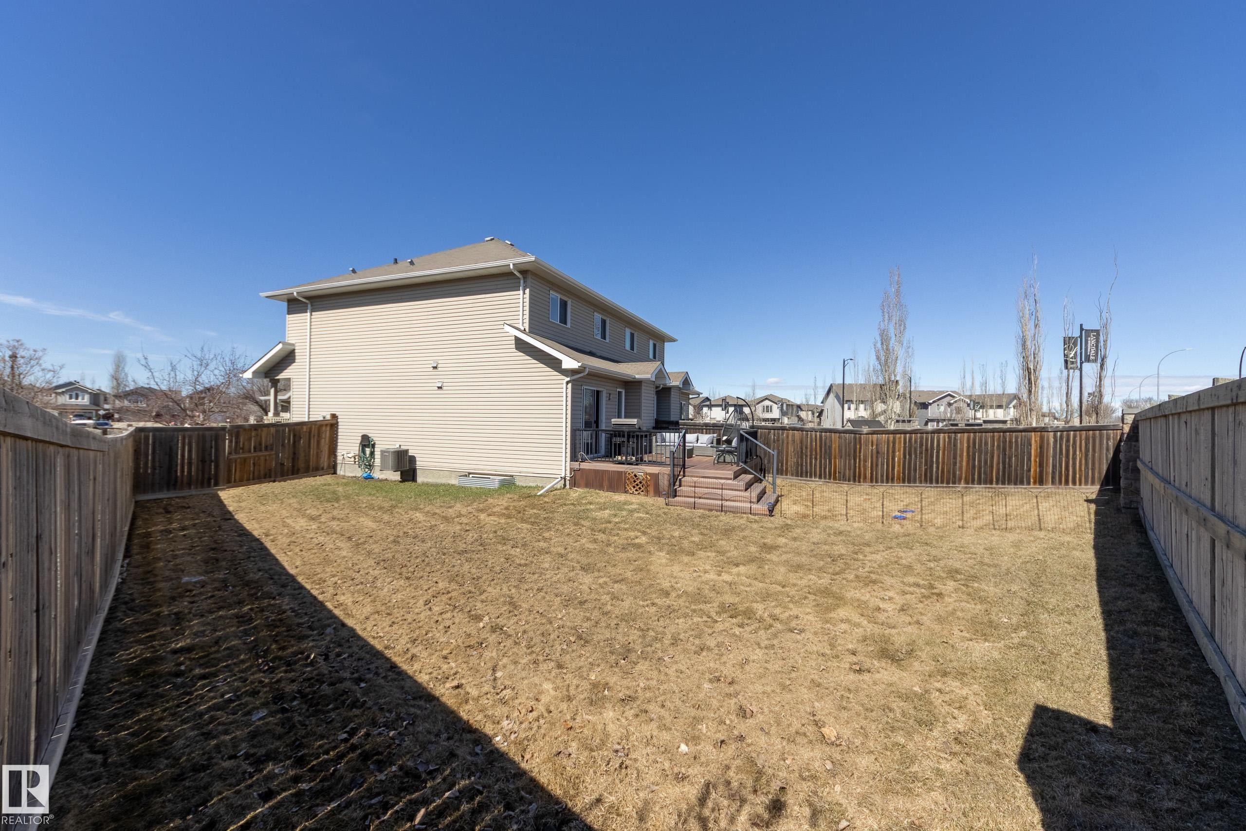 17104 7A Avenue, Edmonton, AB - Outdoor