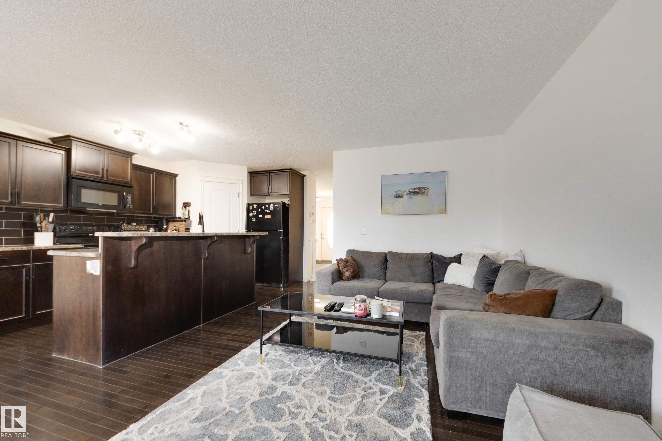 17104 7A Avenue, Edmonton, AB - Indoor