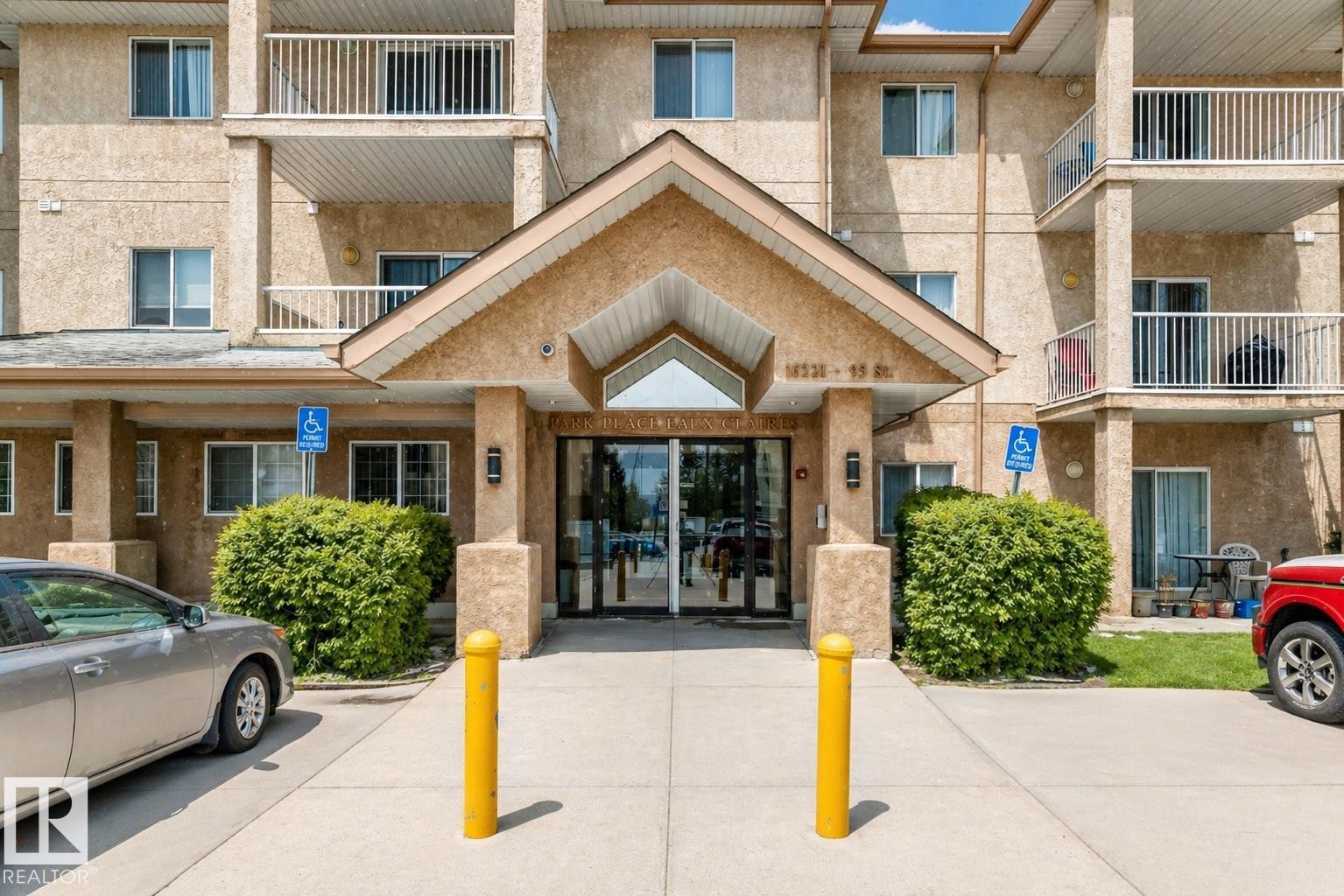 #102 16221 95 St Nw, Edmonton, AB - Outdoor With Balcony With Facade