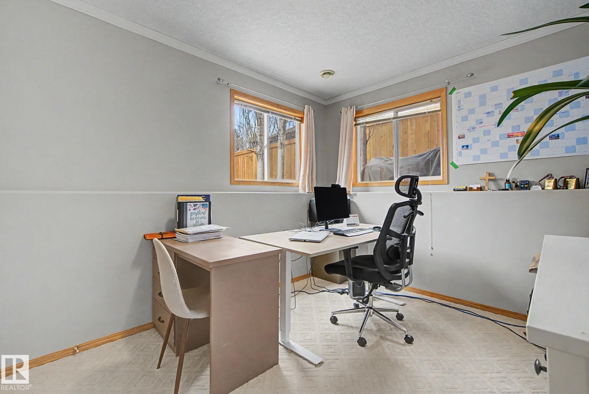 807 Oakland Place, Devon, AB - Indoor Photo Showing Office