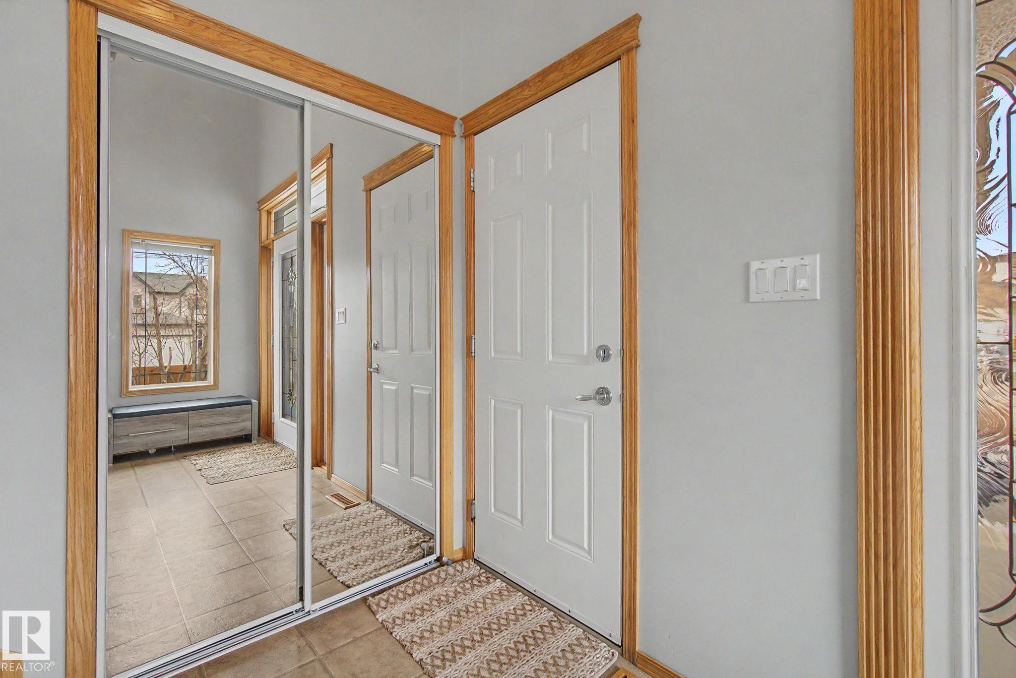 807 Oakland Place, Devon, AB - Indoor Photo Showing Other Room