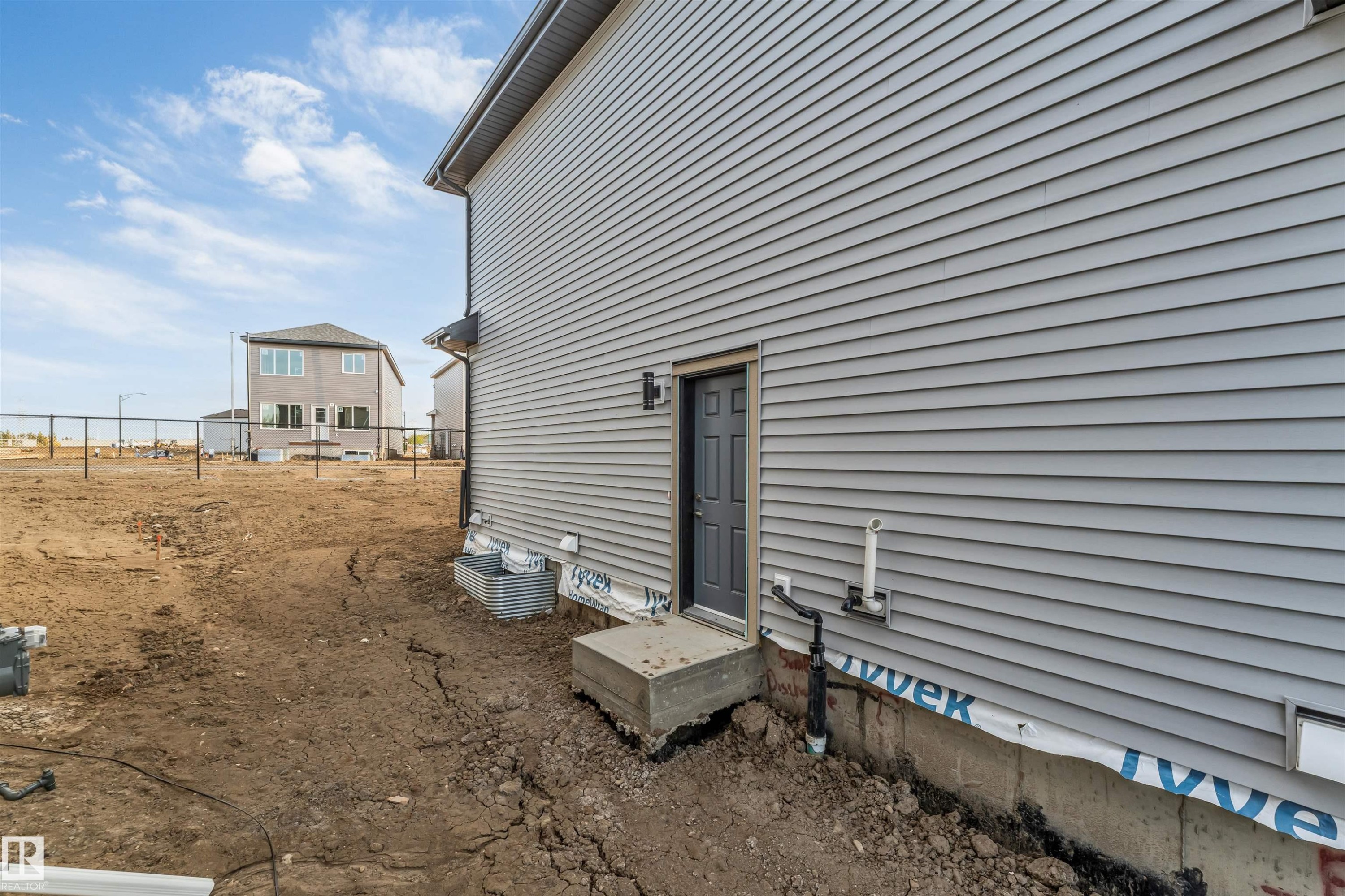 911 18 Avenue, Edmonton, AB - Outdoor