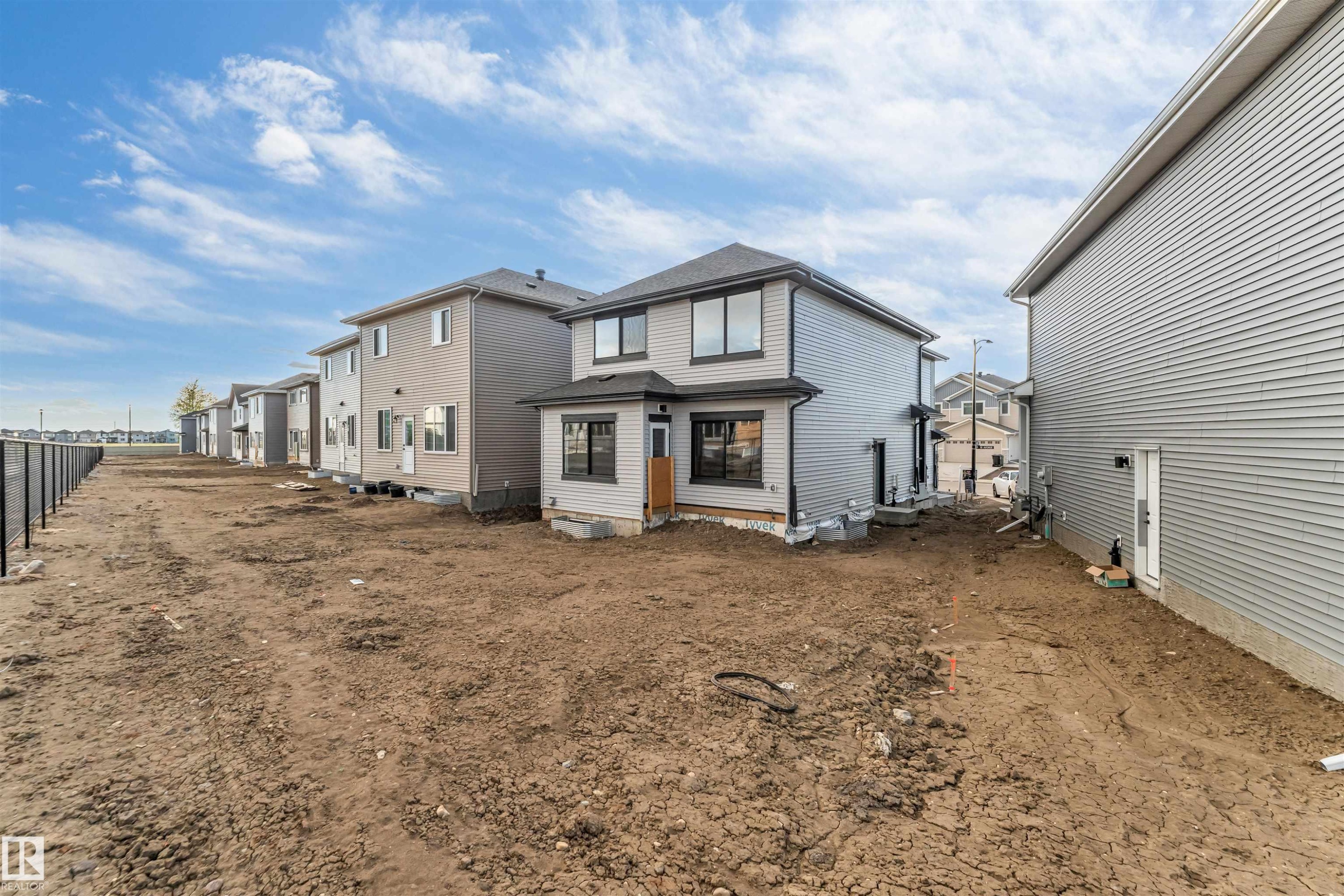 911 18 Avenue, Edmonton, AB - Outdoor