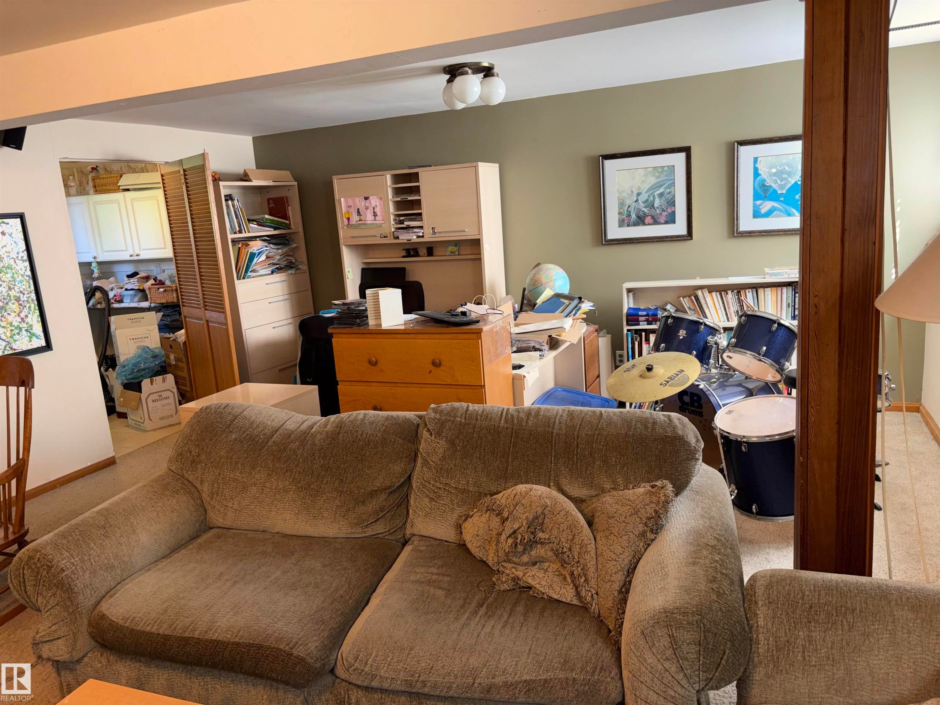Image quality insufficient for description - 8812 146 Street, Edmonton, AB