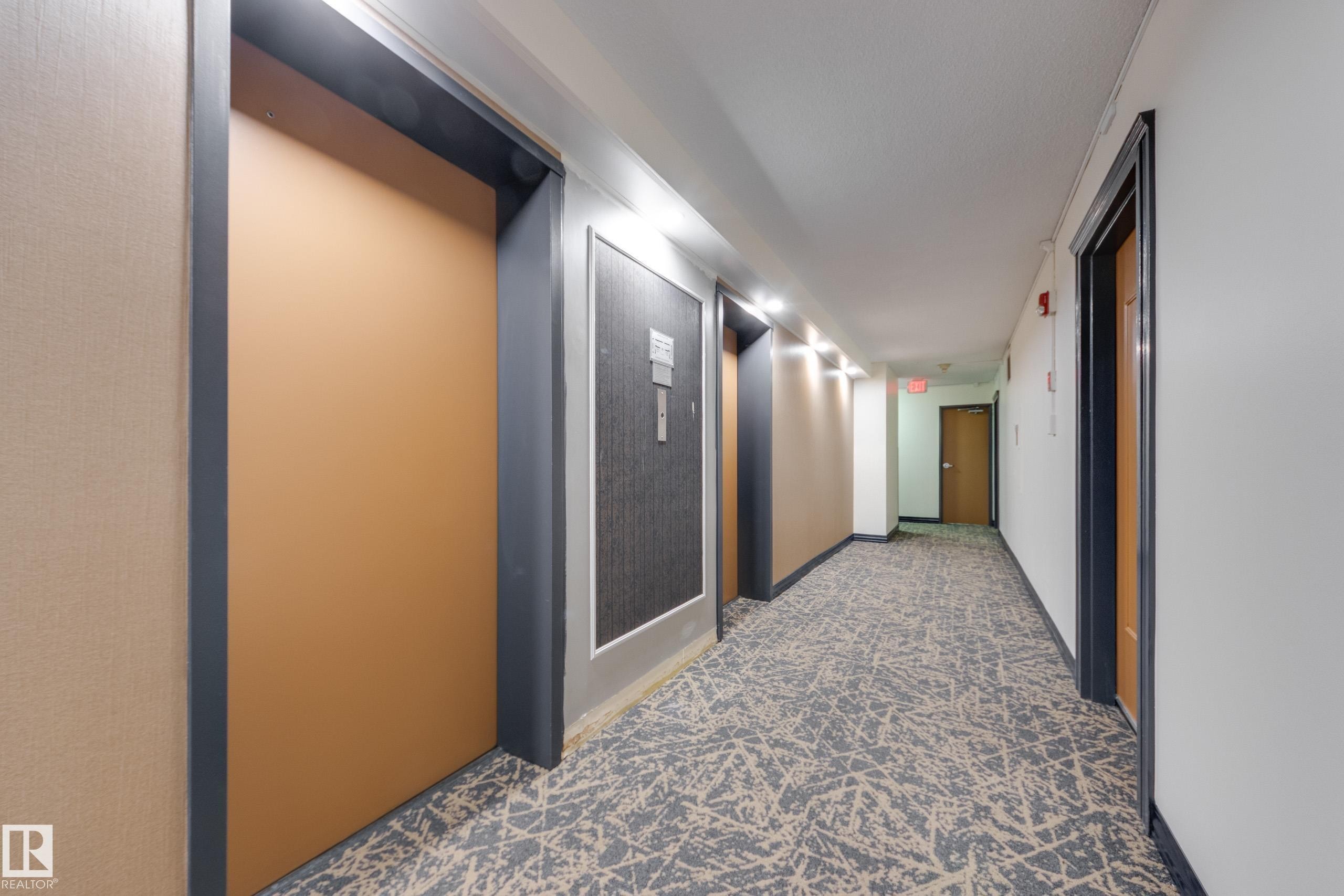 1406 12303 Jasper Avenue, Edmonton, AB - Indoor Photo Showing Other Room