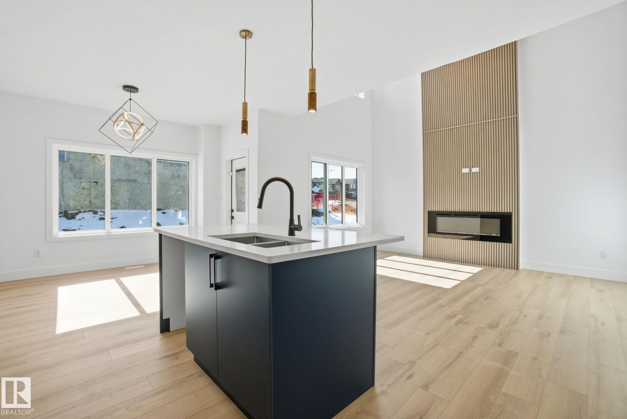 1407 Osprey Crest, Edmonton, AB - Indoor Photo Showing Kitchen With Double Sink With Upgraded Kitchen