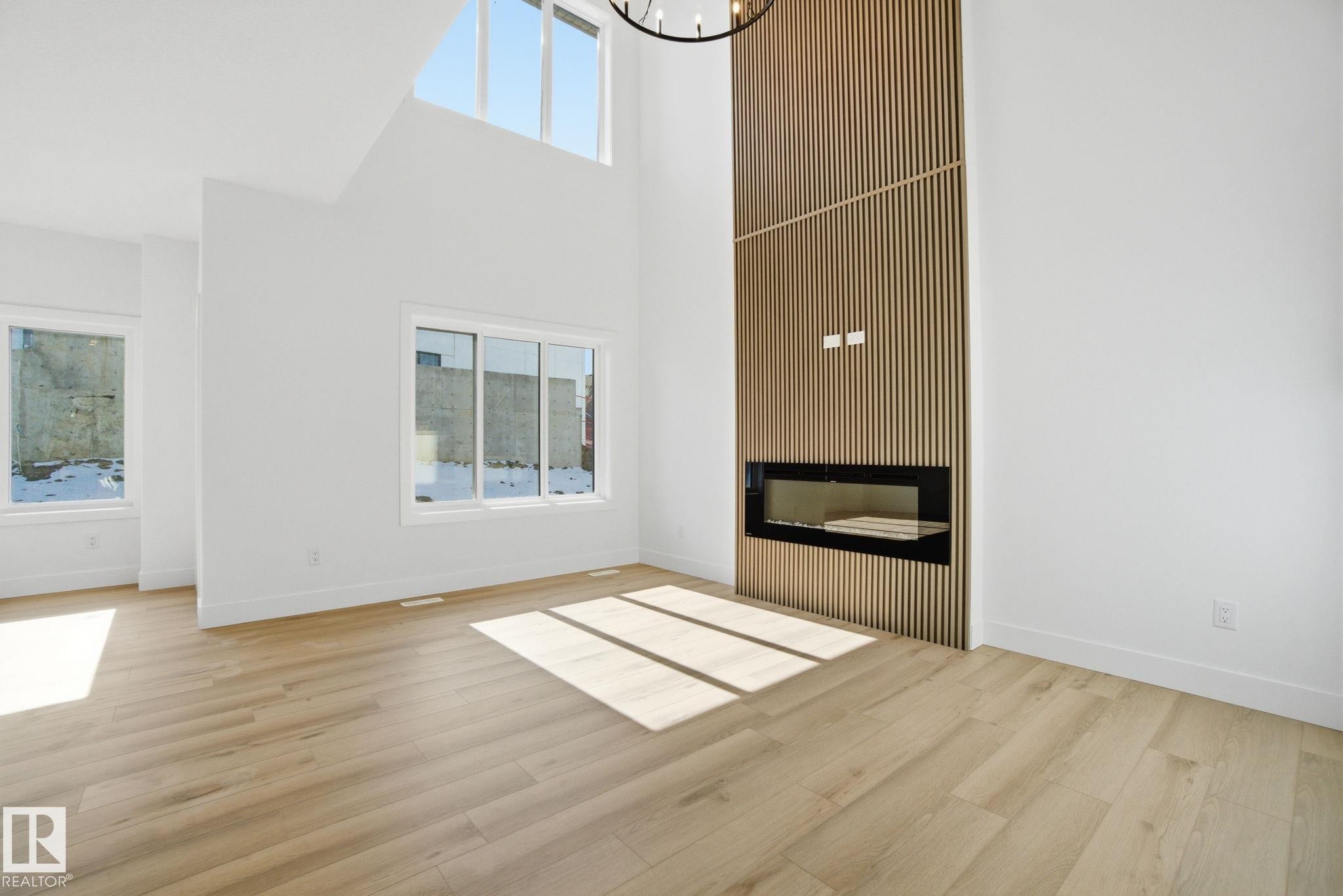 1407 Osprey Crest, Edmonton, AB - Indoor With Fireplace