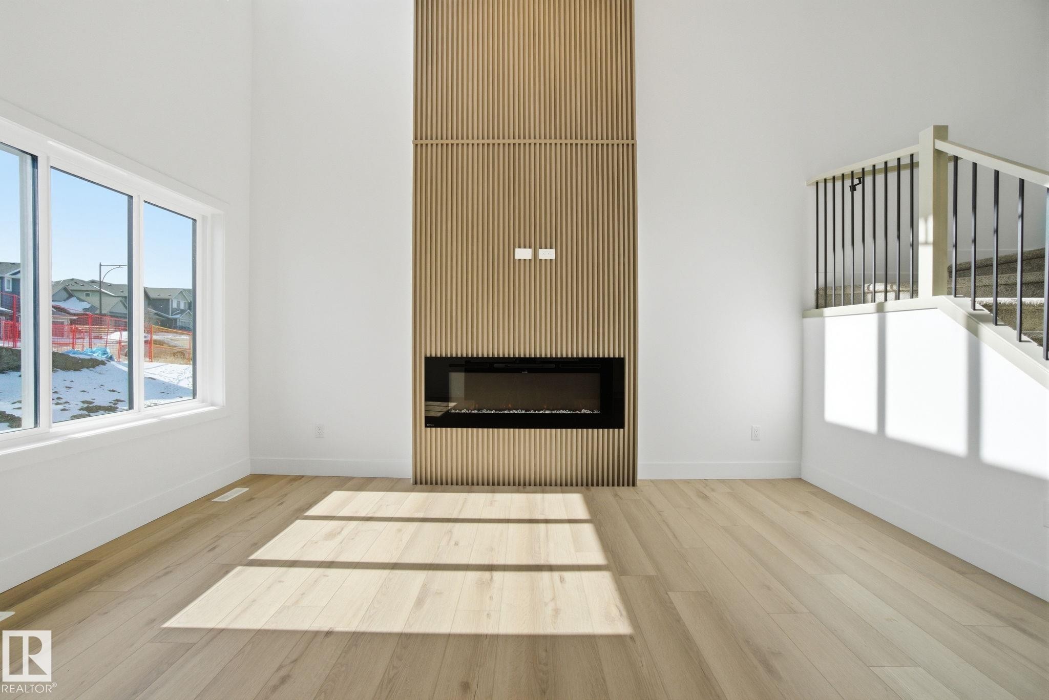 1407 Osprey Crest, Edmonton, AB - Indoor With Fireplace