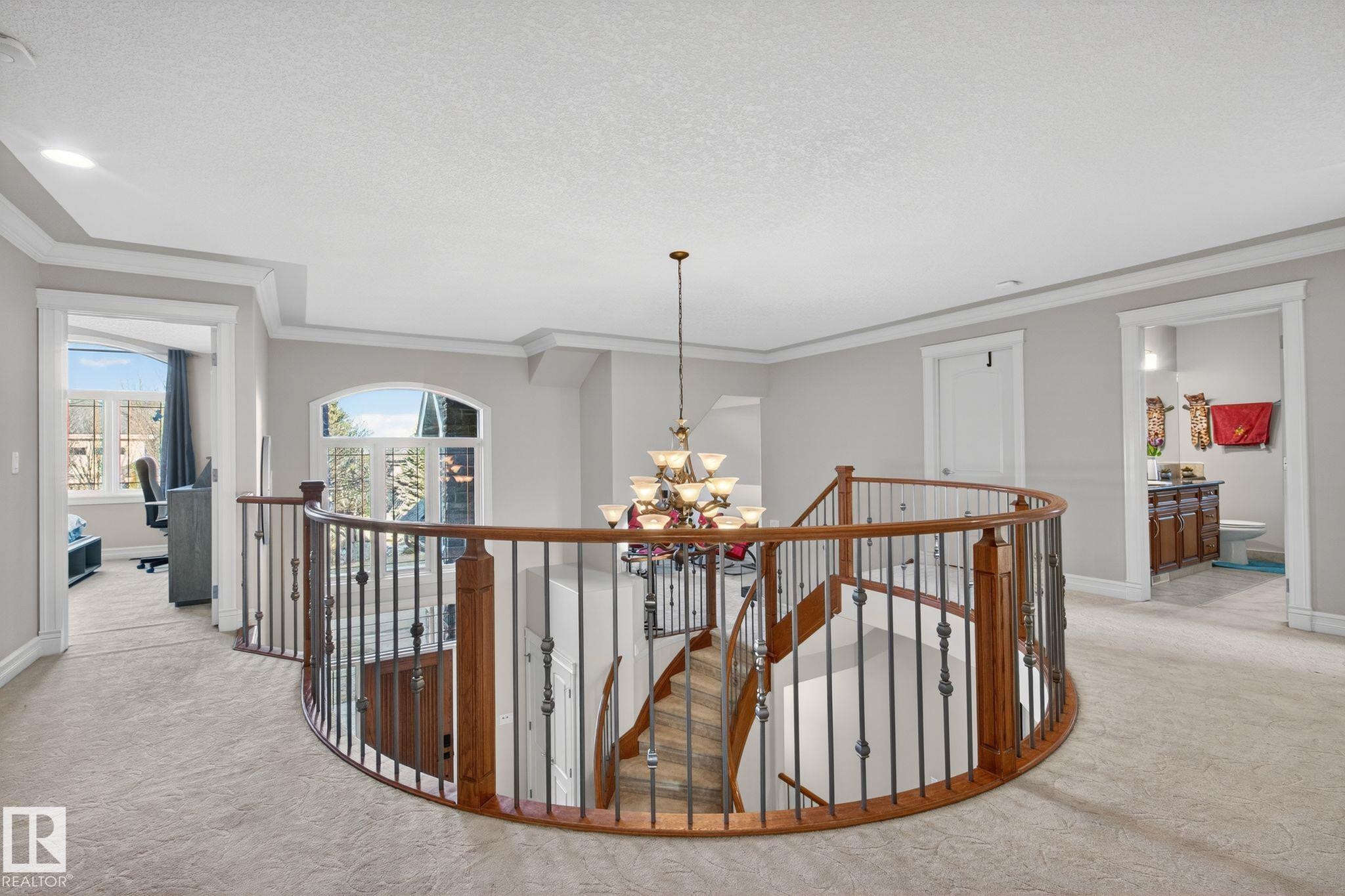 918 Hollingsworth Bend, Edmonton, AB - Indoor Photo Showing Other Room