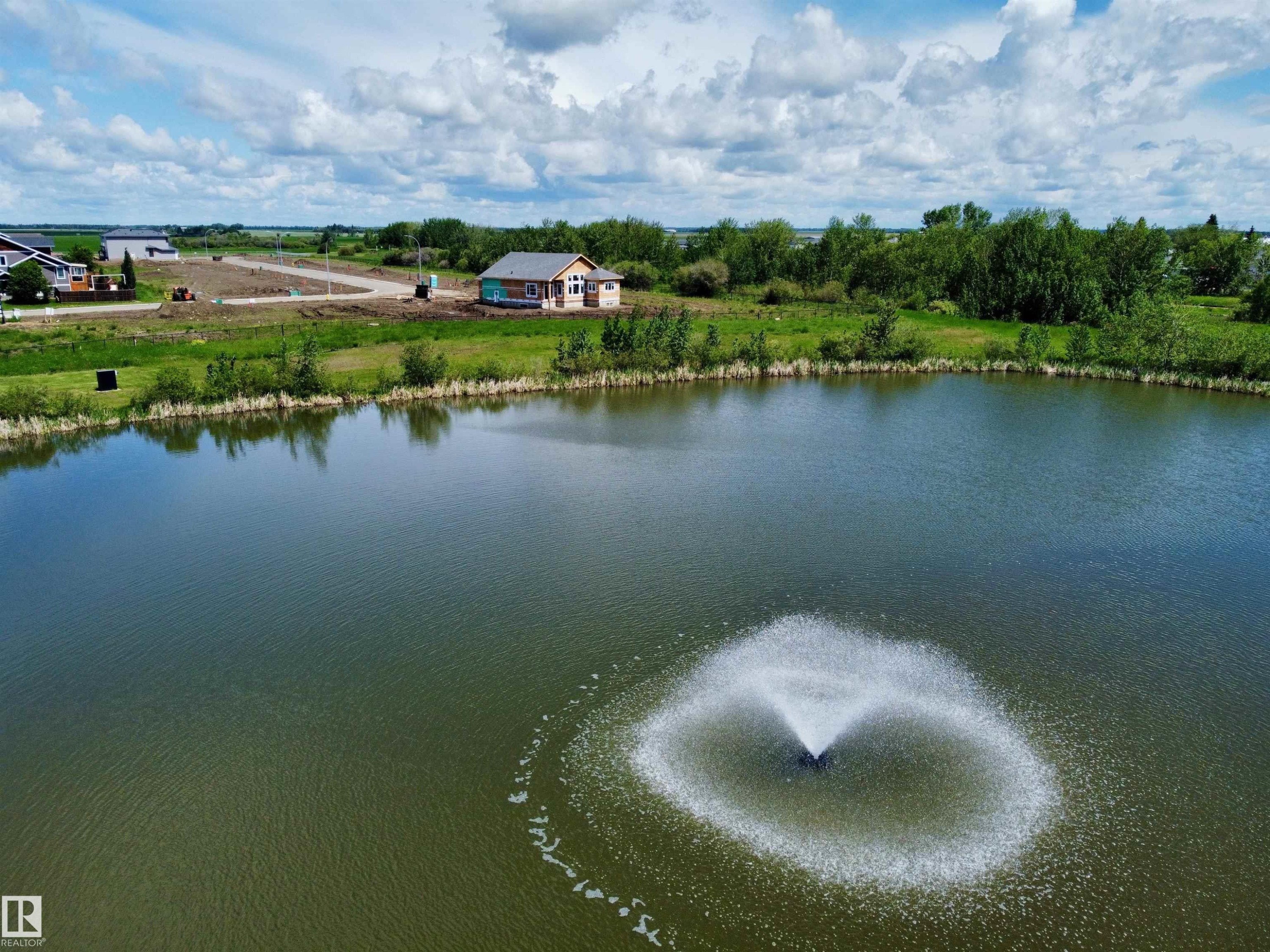 Water feature with fountain - 153 Houle Drive, Morinville, AB