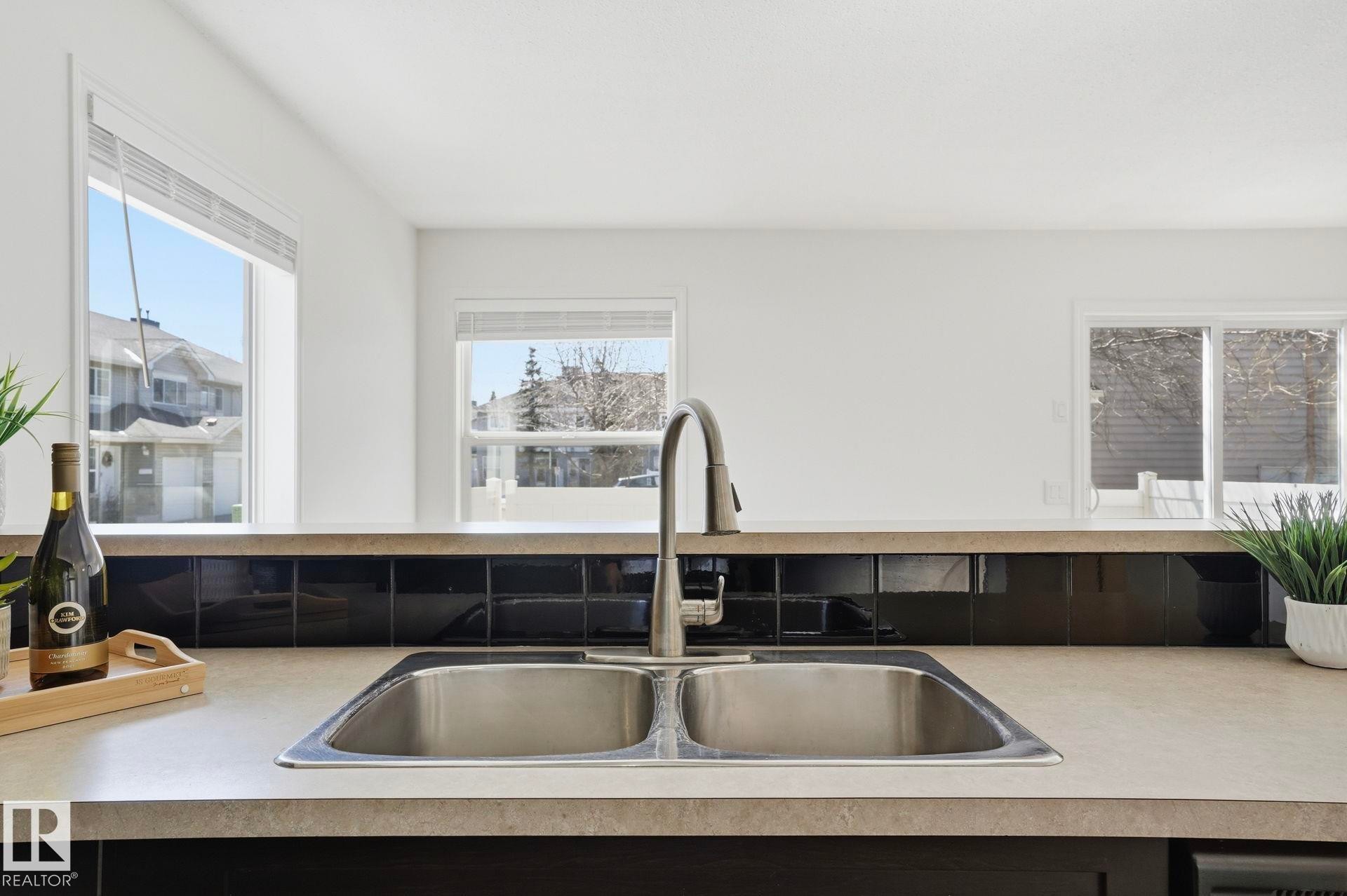 41 230 Edwards Drive, Edmonton, AB