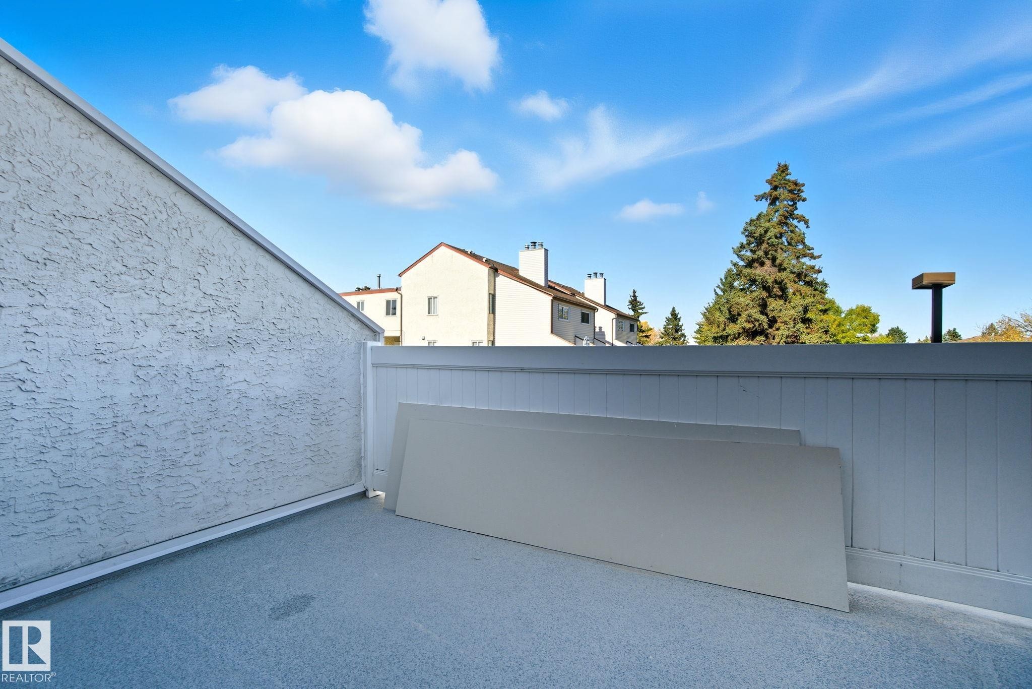 71 Lancaster Terrace, Edmonton, AB - Outdoor