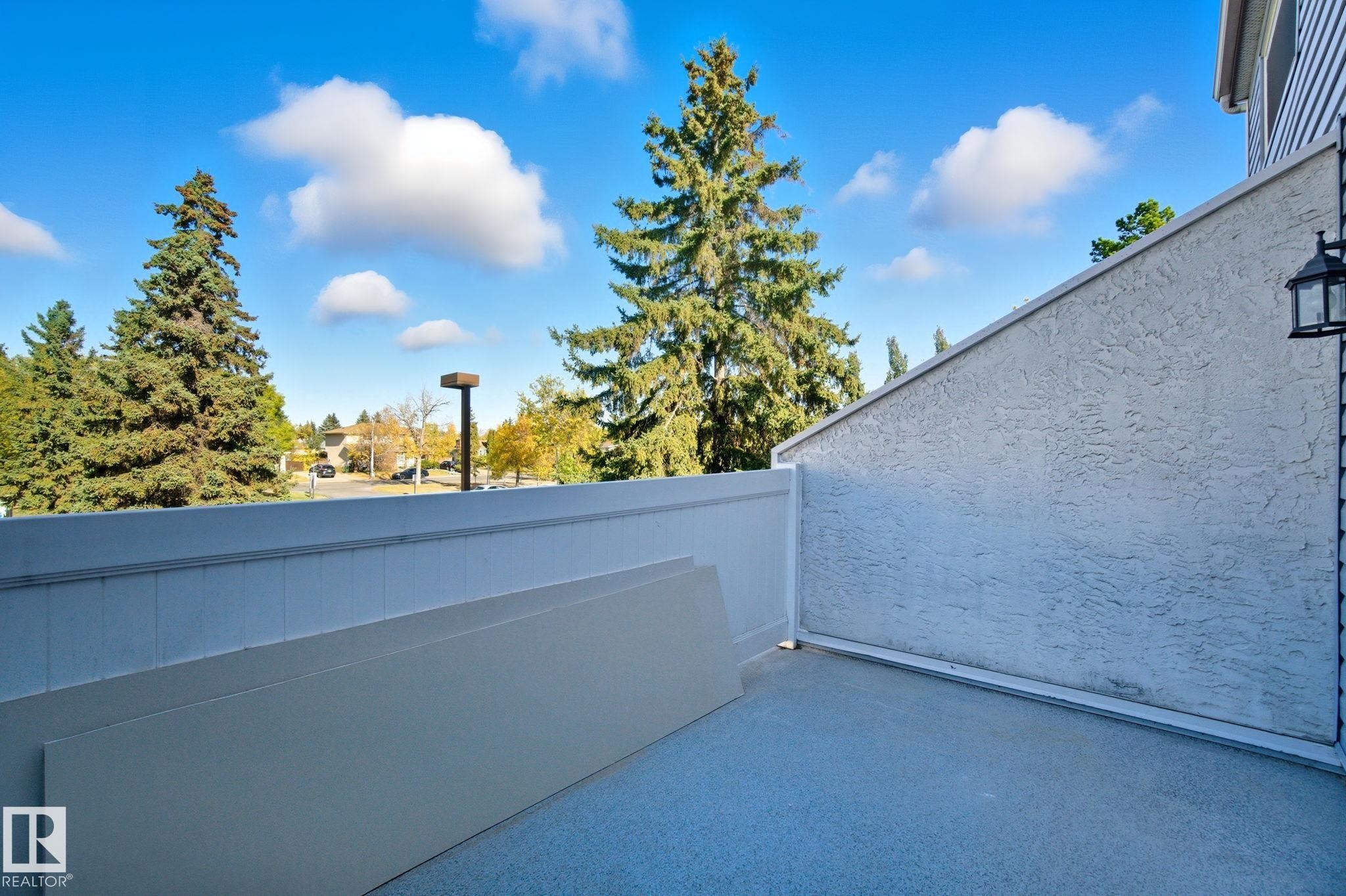 71 Lancaster Terrace, Edmonton, AB - Outdoor