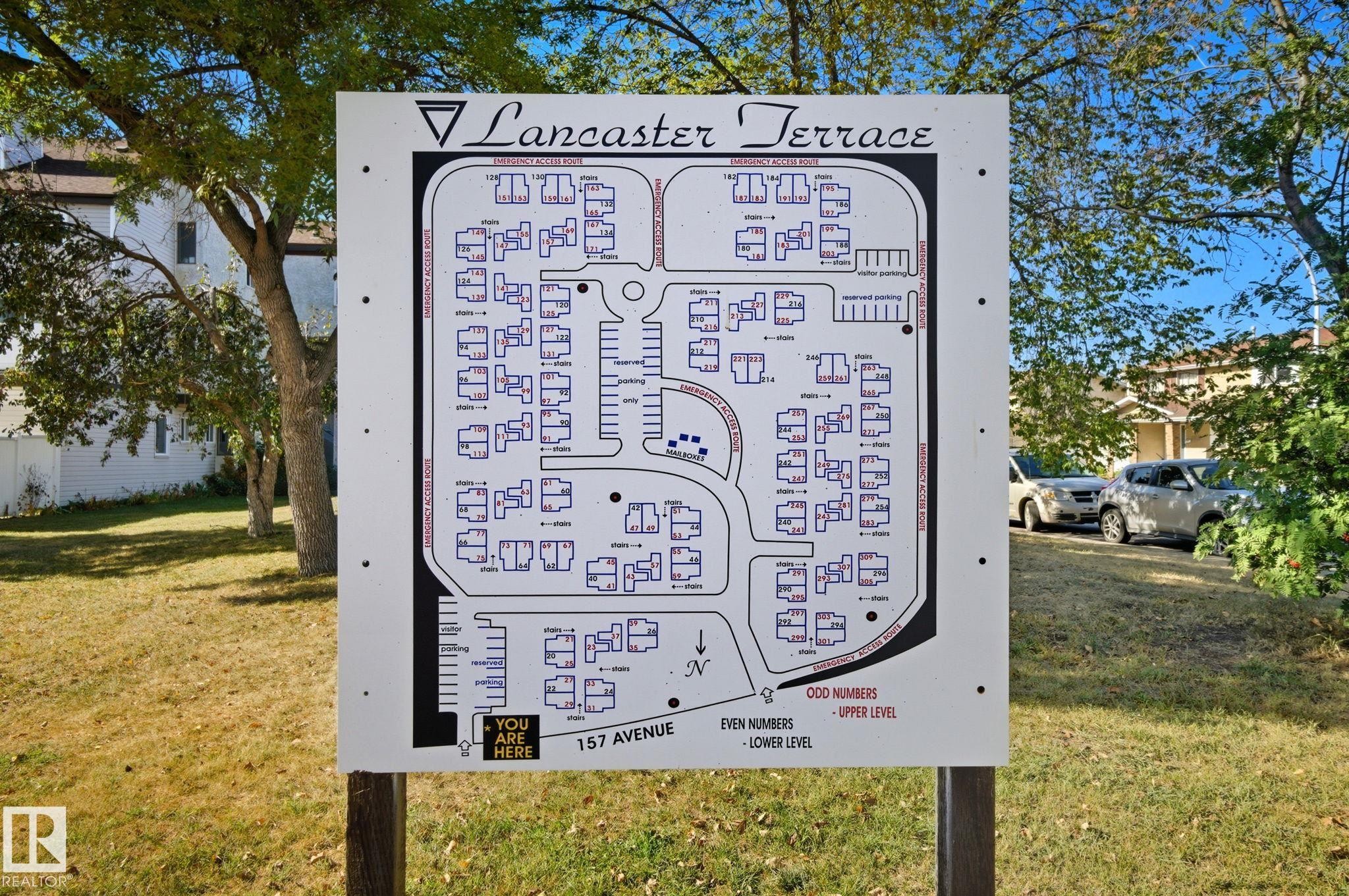 71 Lancaster Terrace, Edmonton, AB - With View