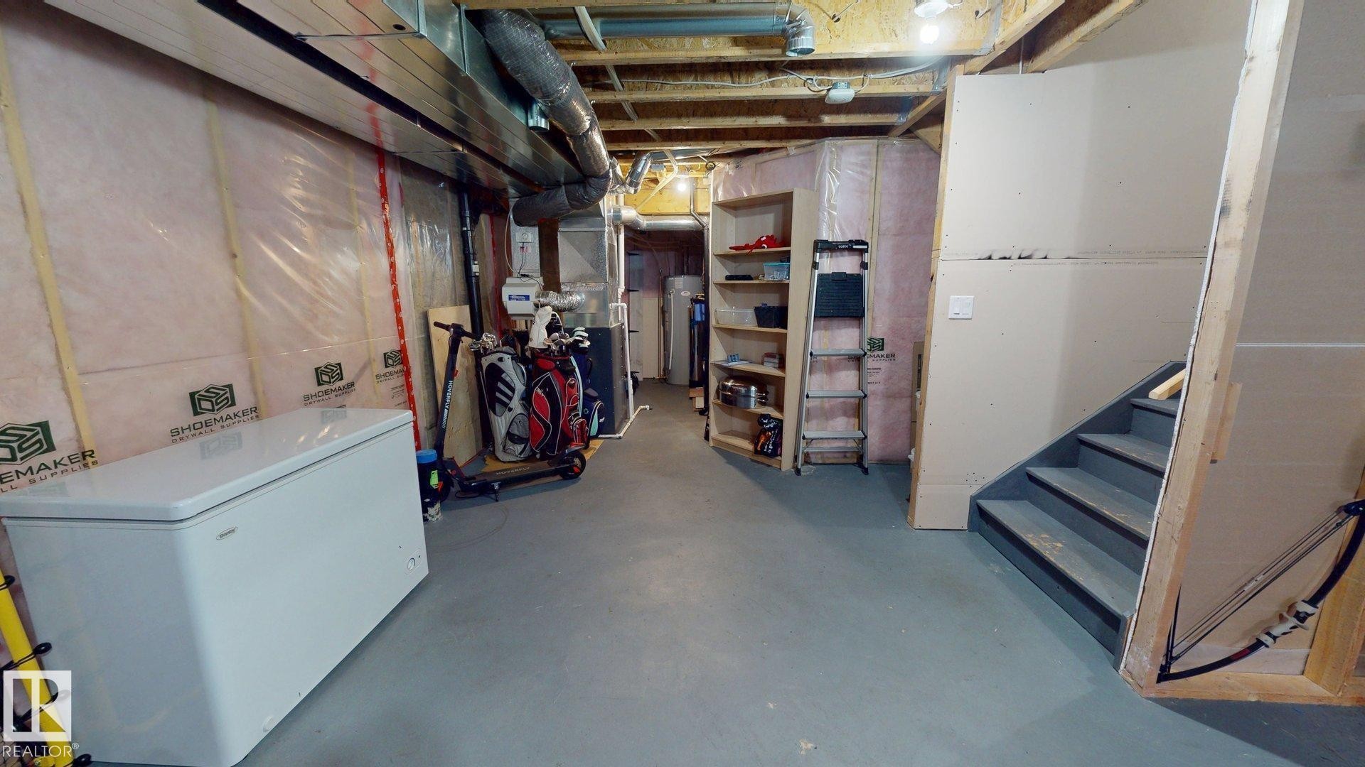 1640 Chapman Way, Edmonton, AB