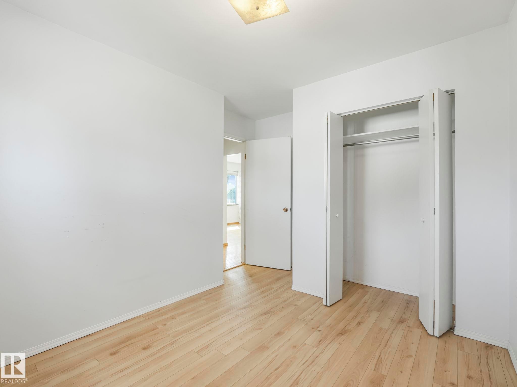 12245 96 Street, Edmonton, AB - Indoor Photo Showing Other Room