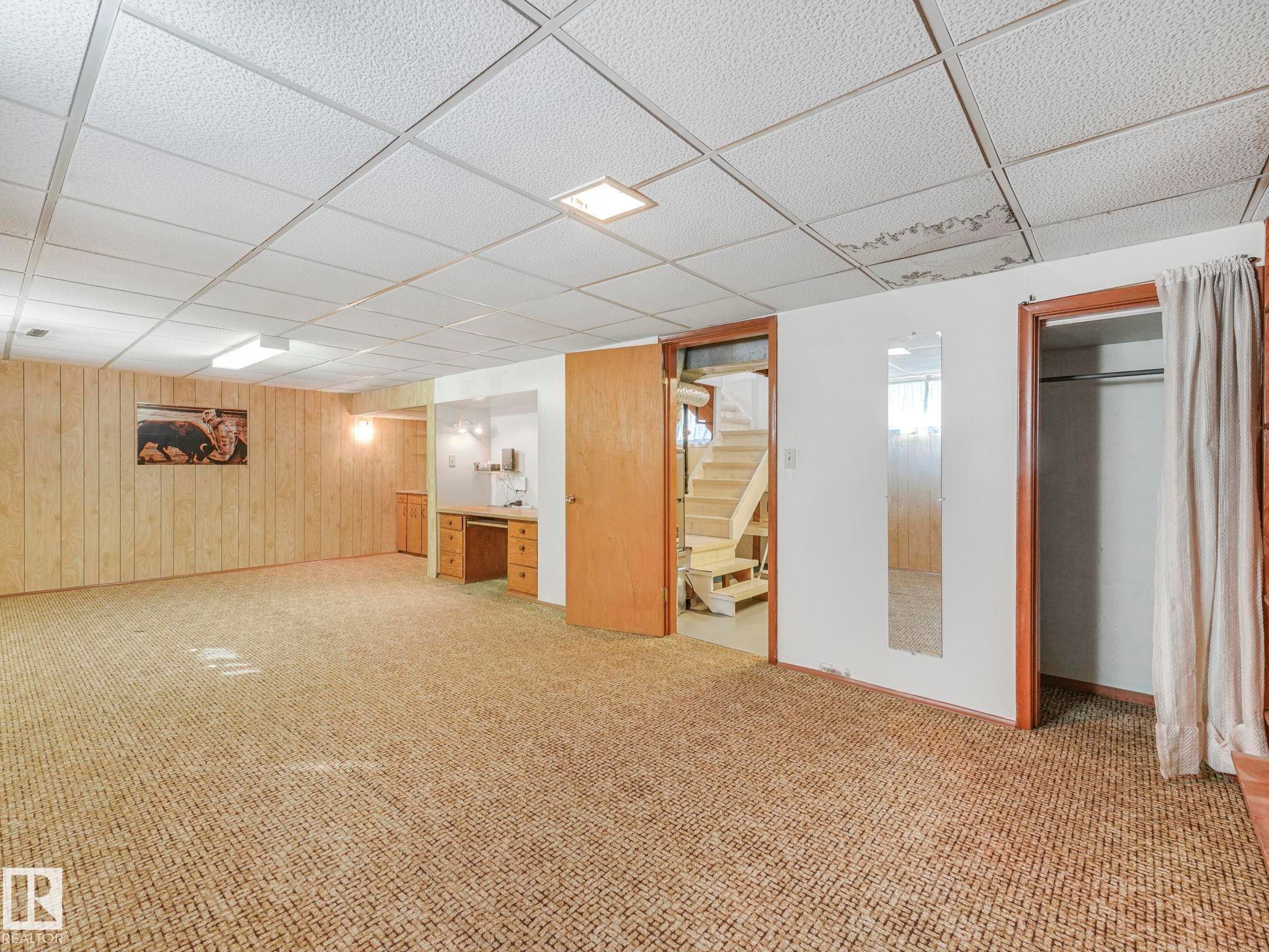 12245 96 Street, Edmonton, AB - Indoor