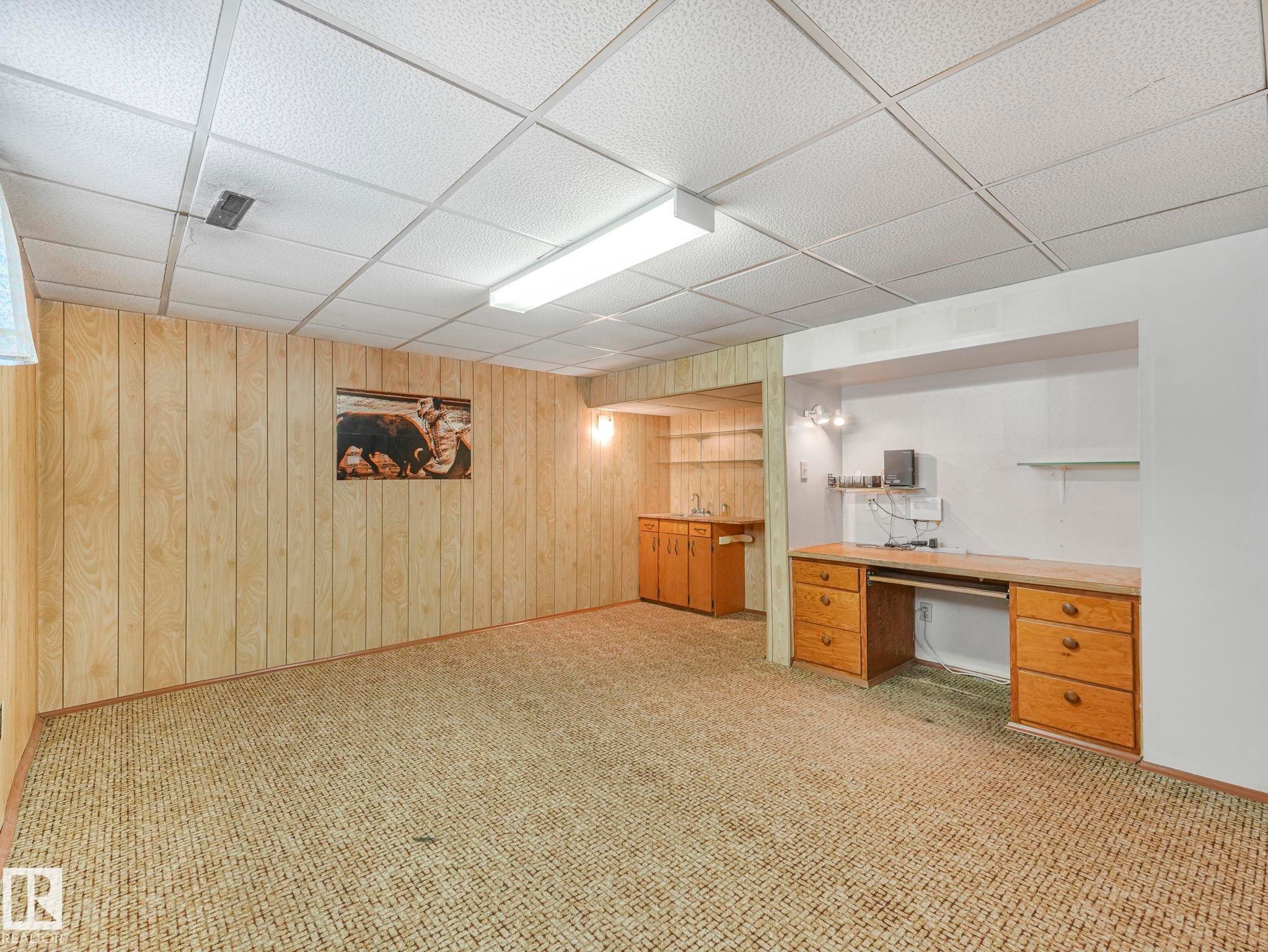 12245 96 Street, Edmonton, AB - Indoor