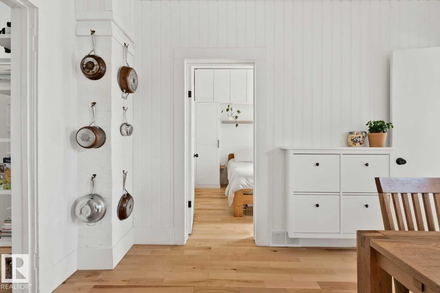 5015 49 Avenue, Onoway, AB - Indoor Photo Showing Other Room