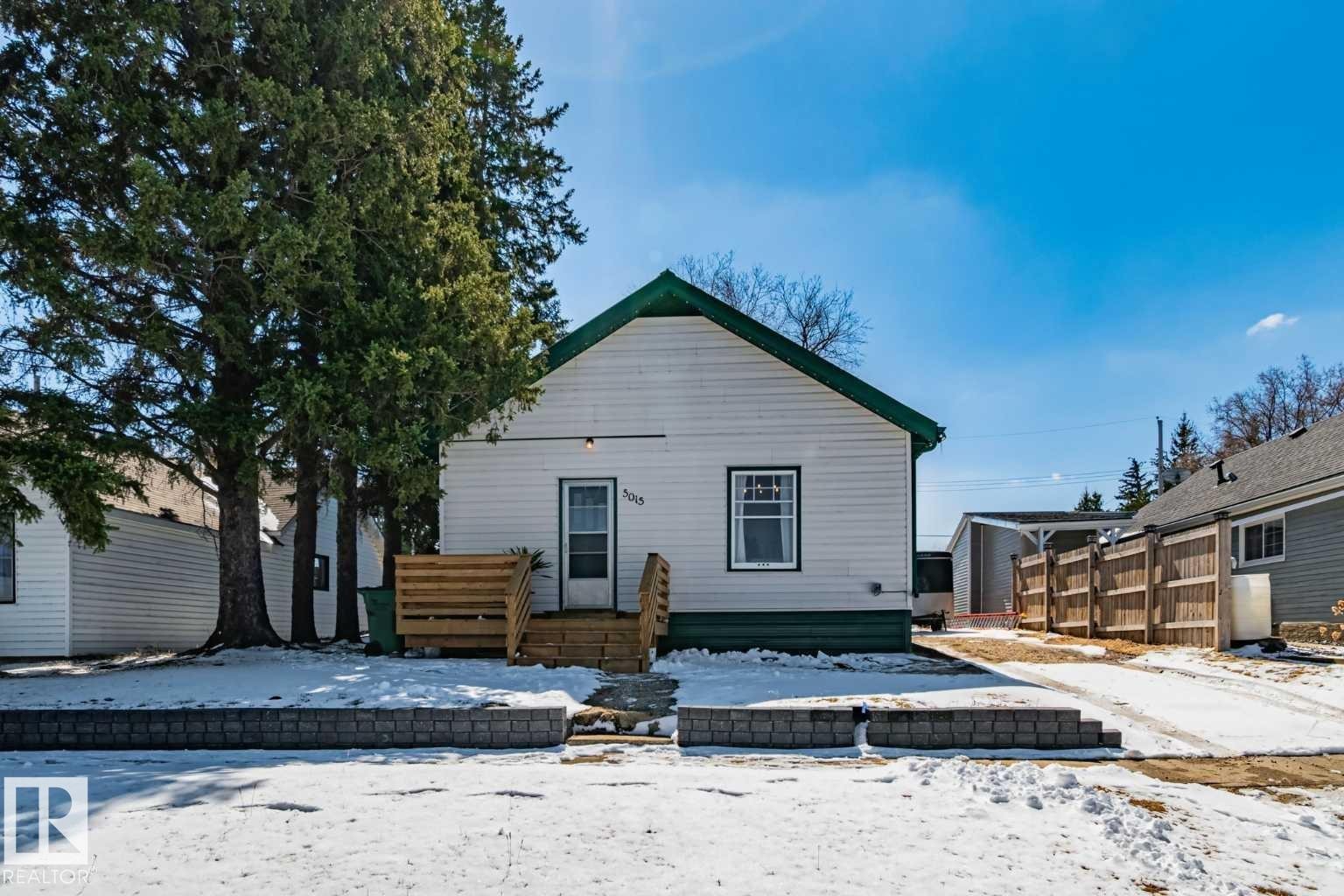 5015 49 Avenue, Onoway, AB - Outdoor