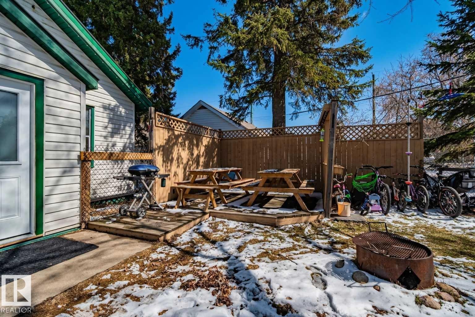 5015 49 Avenue, Onoway, AB - Outdoor