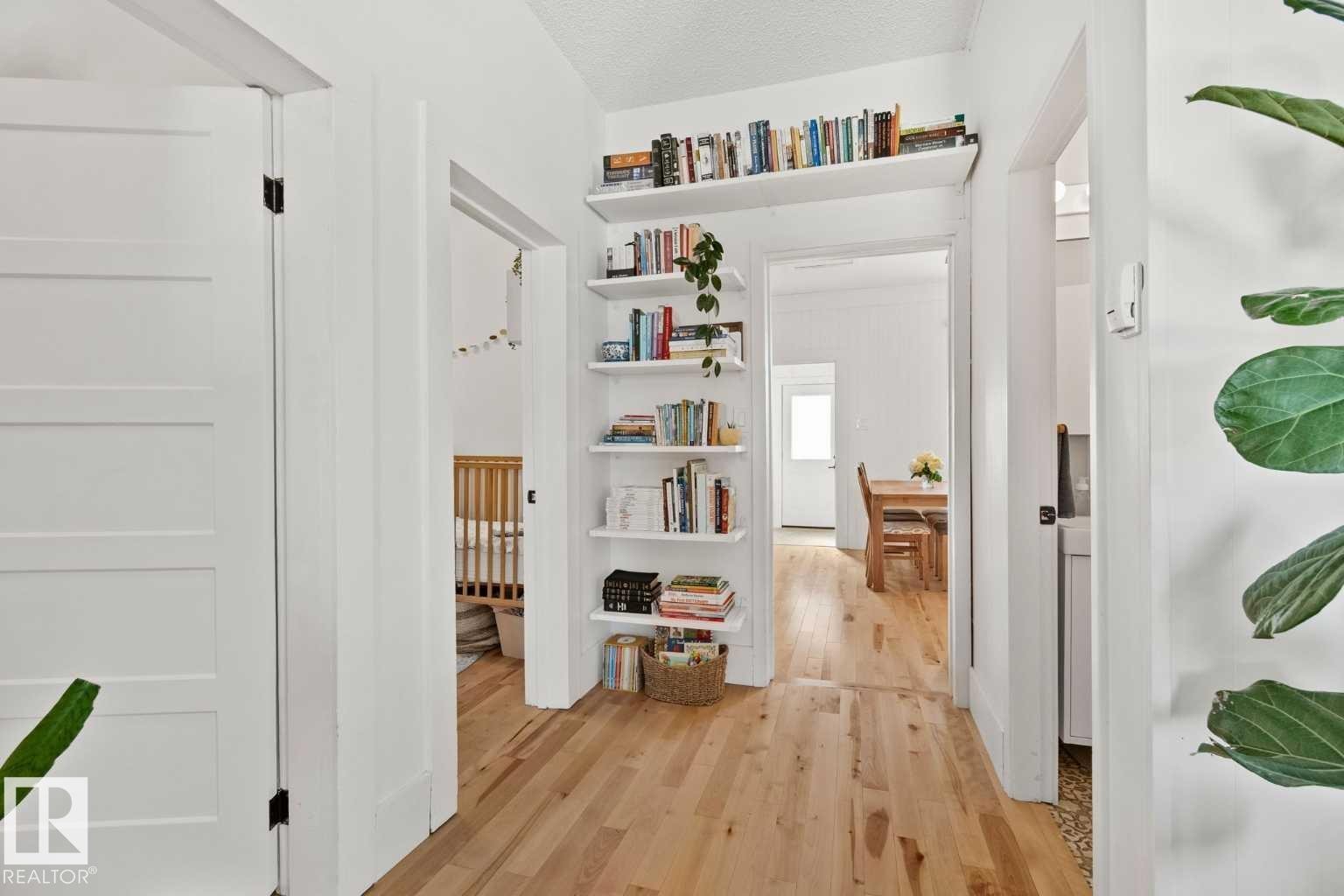 5015 49 Avenue, Onoway, AB - Indoor Photo Showing Other Room
