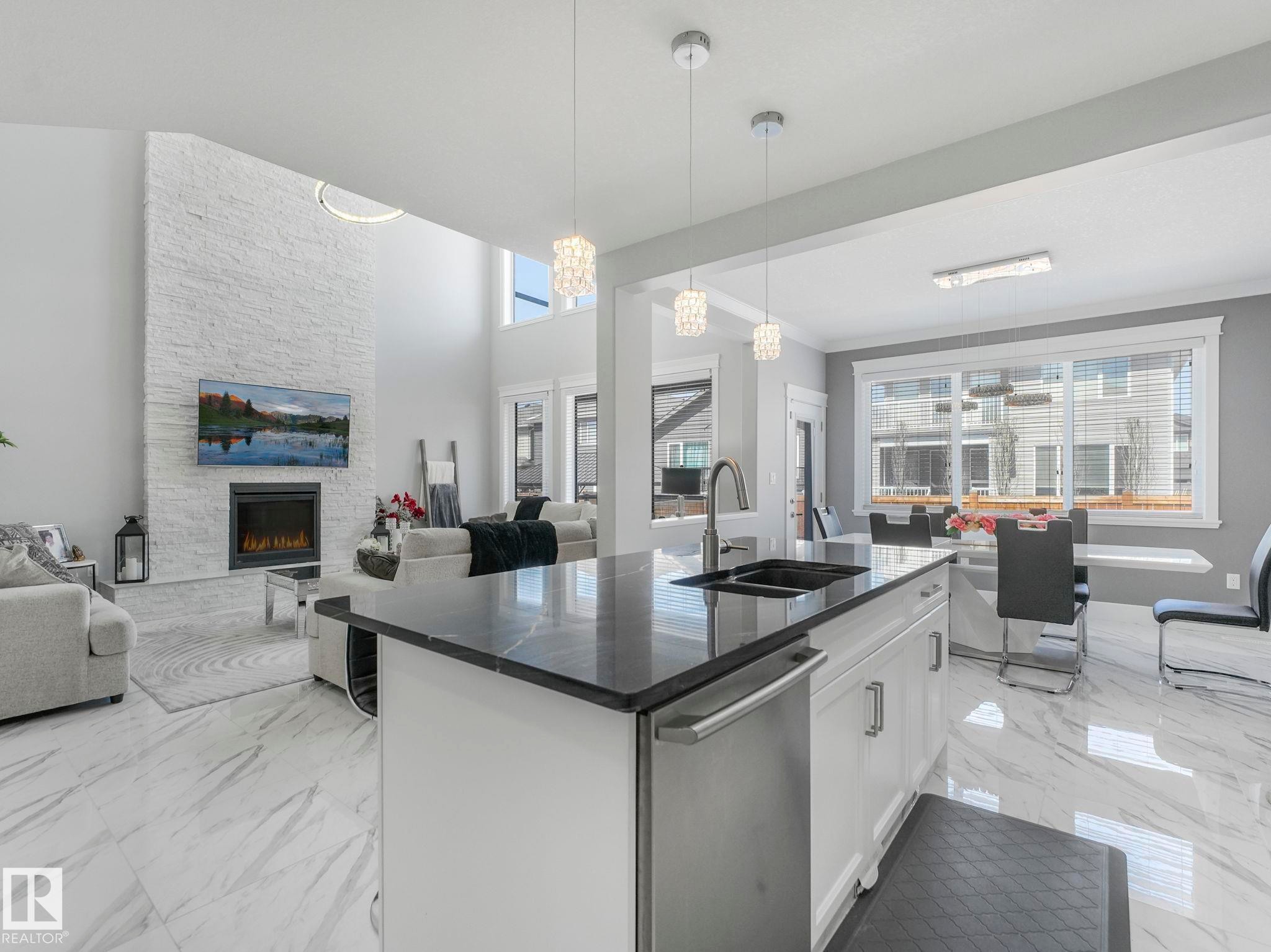 7532 173 Avenue, Edmonton, AB - Indoor With Fireplace