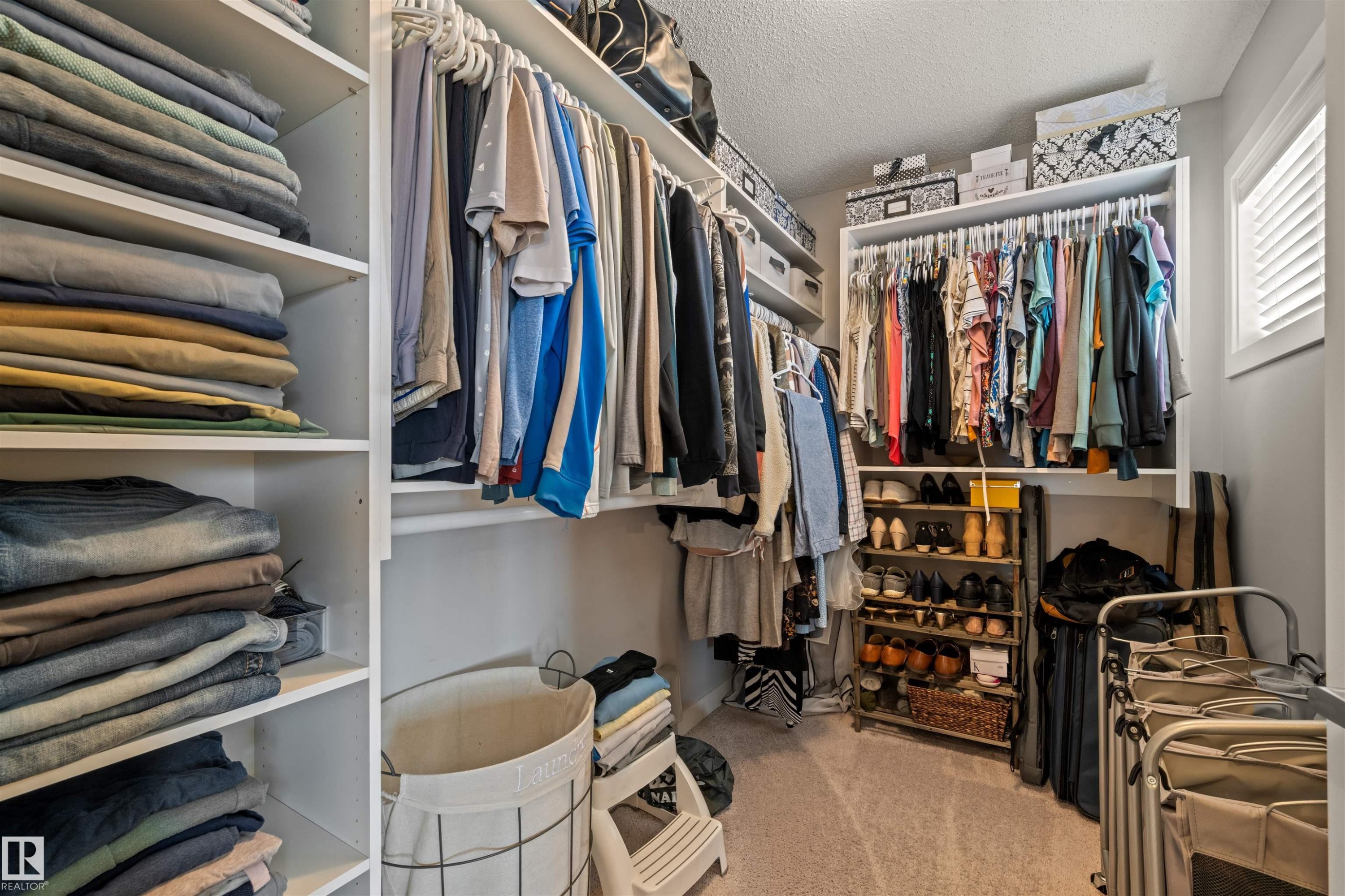 12927 202 Street, Edmonton, AB - Indoor With Storage