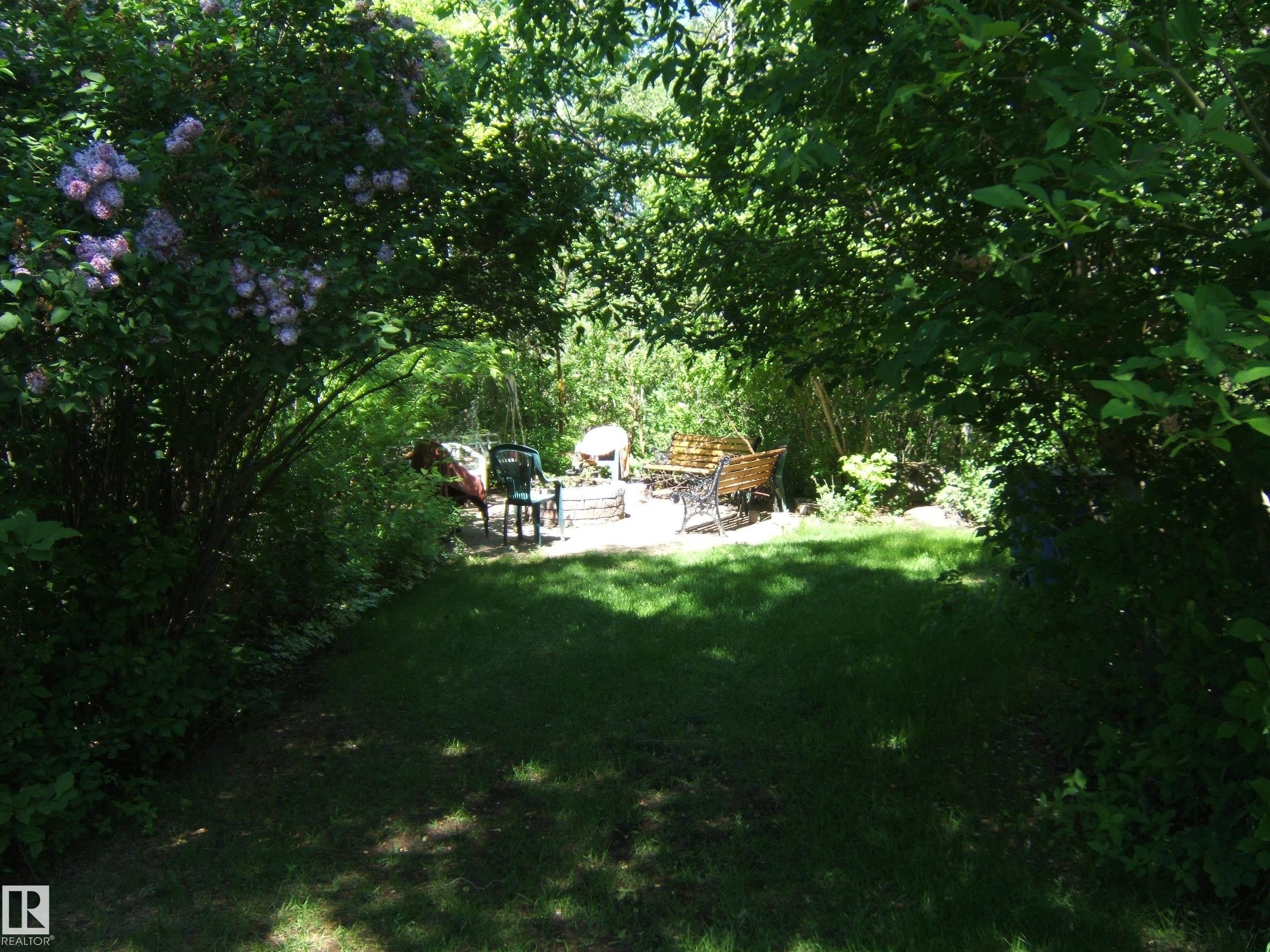 Image quality insufficient for description - 123064 Hwy 45, Rural Two Hills County, AB