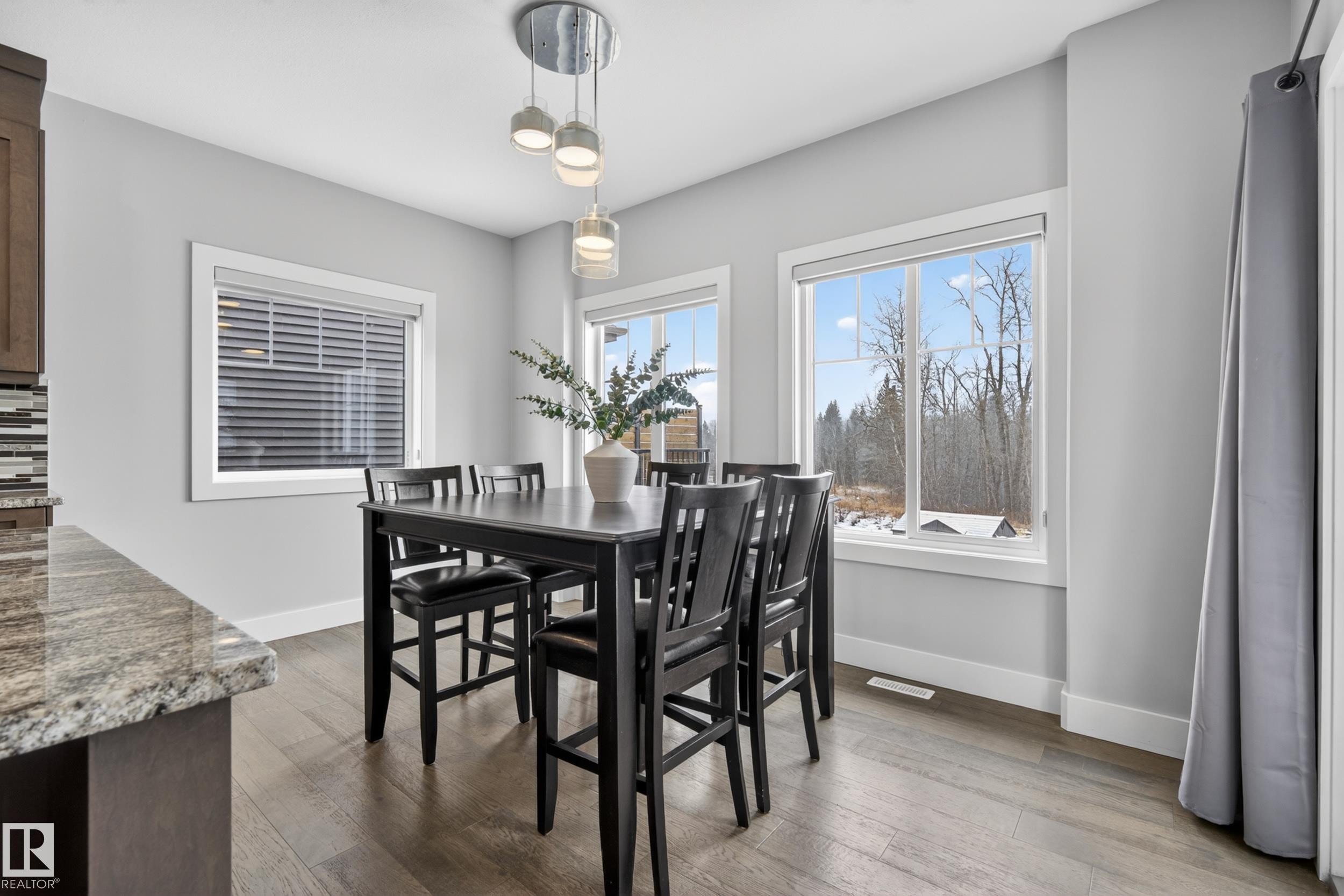 1468 Enright Landing, Edmonton, AB - Indoor Photo Showing Dining Room