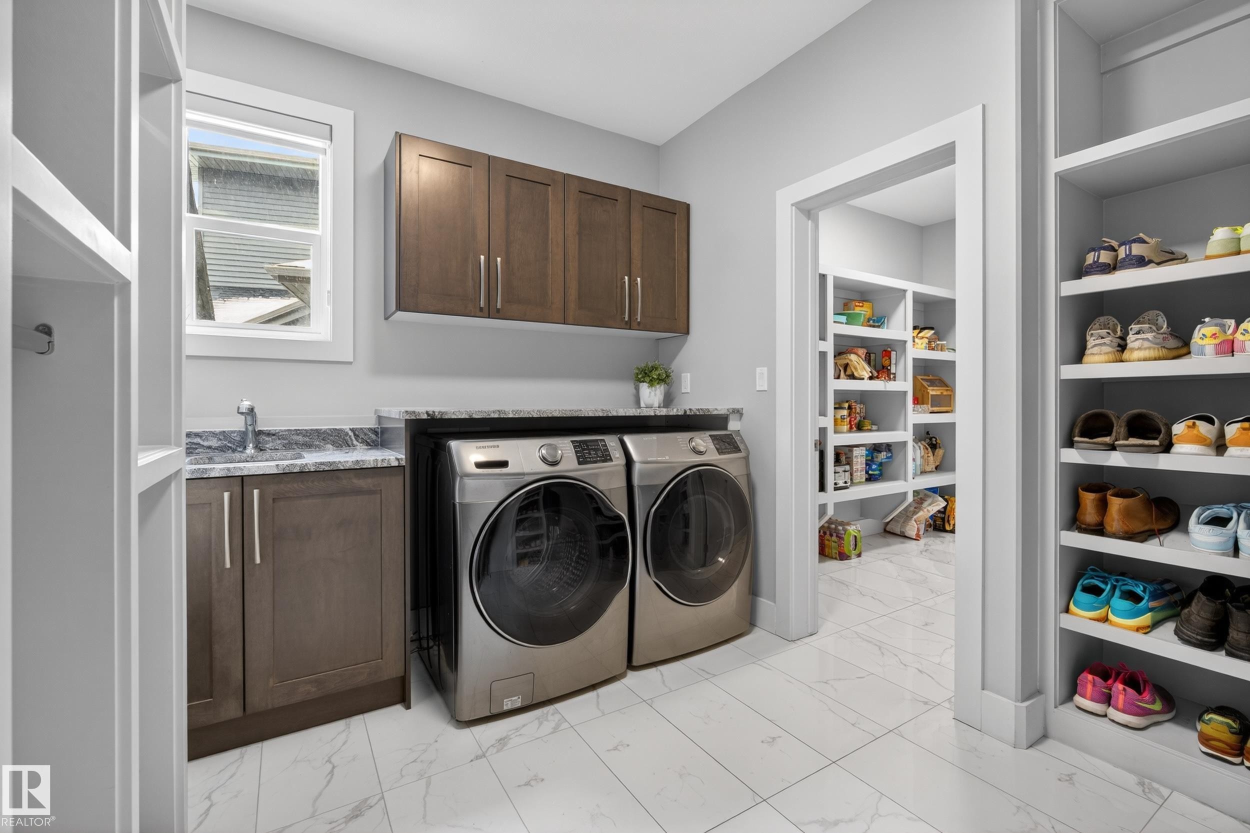 With Laundry. - 1468 Enright Landing, Edmonton, AB - Indoor Photo Showing Laundry Room
