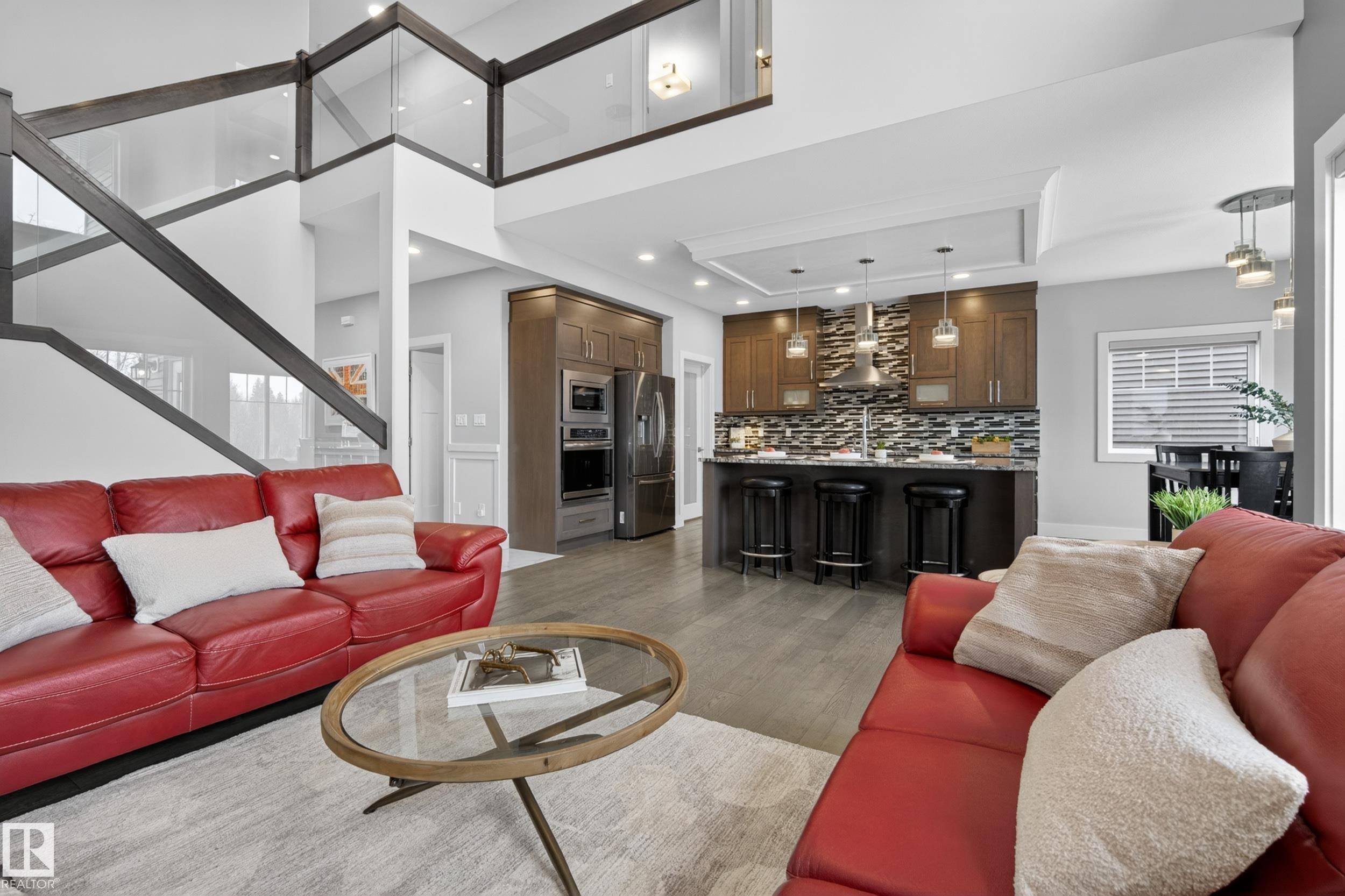 1468 Enright Landing, Edmonton, AB - Indoor Photo Showing Living Room