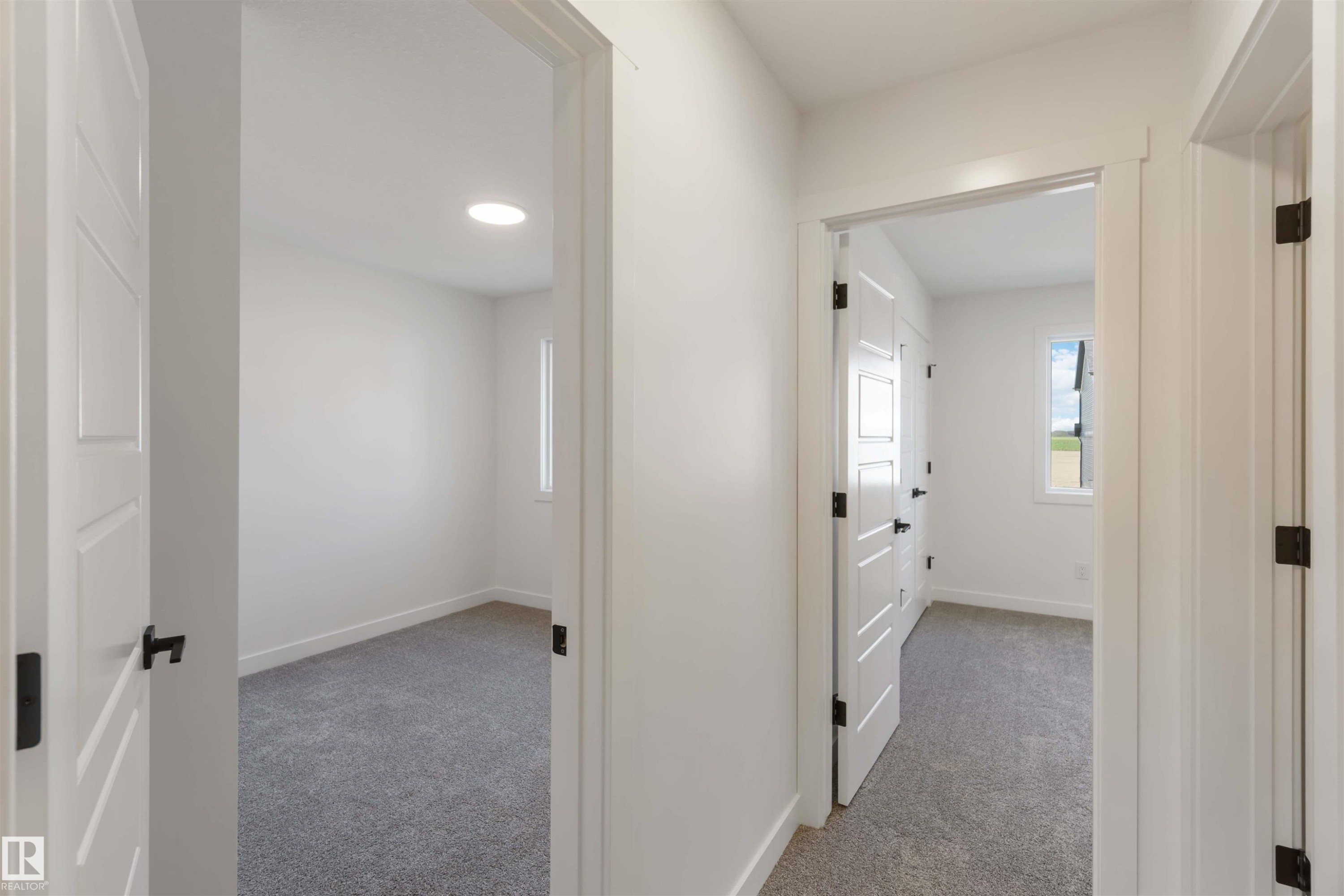 1003 Aster Boulevard, Edmonton, AB - Indoor Photo Showing Other Room