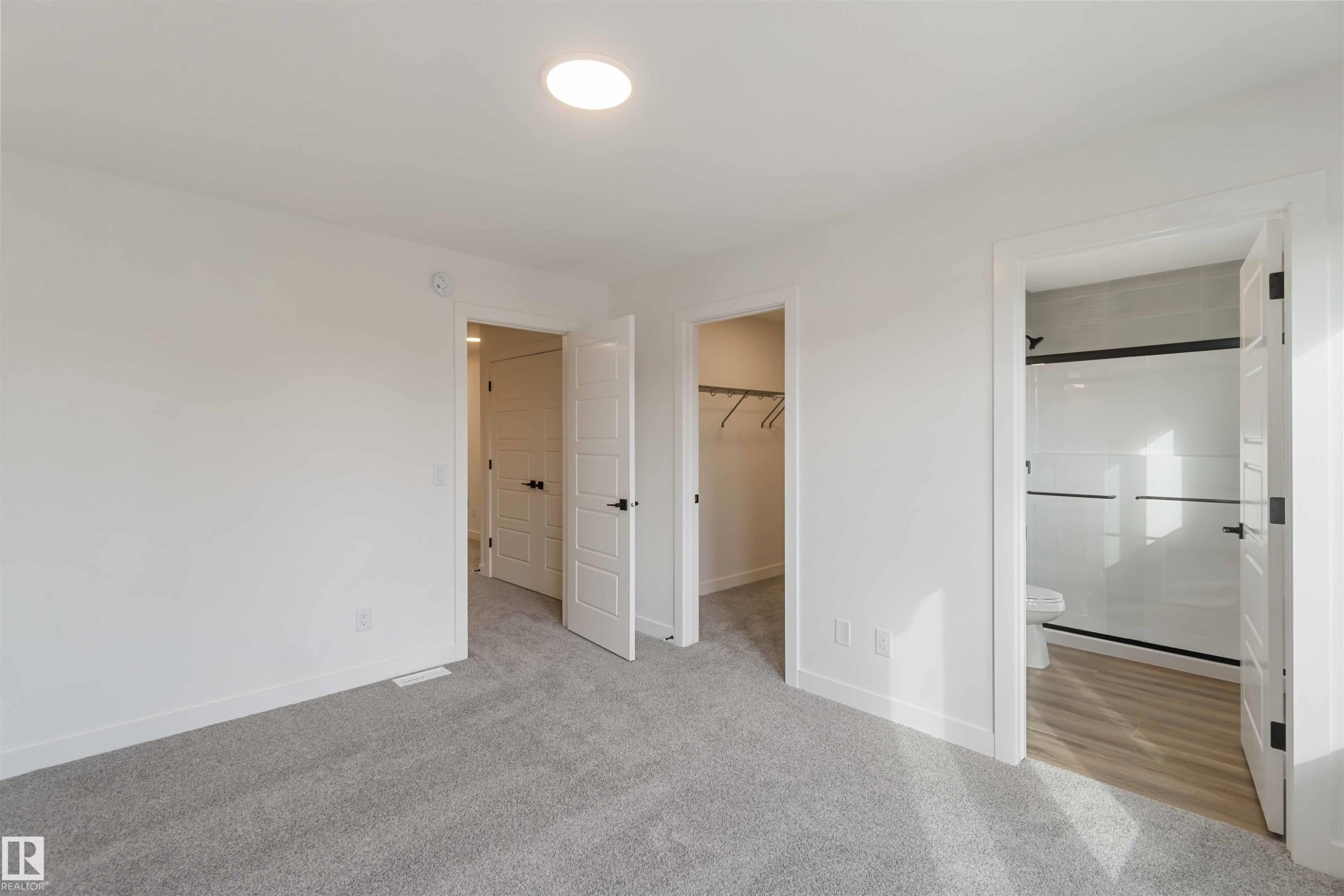 1003 Aster Boulevard, Edmonton, AB - Indoor Photo Showing Other Room