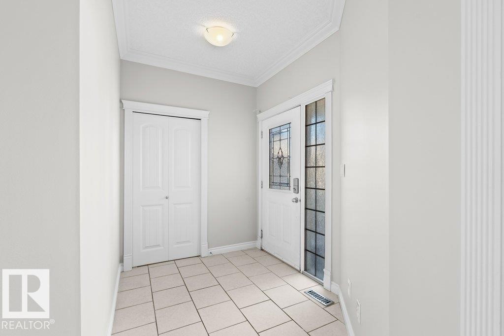 5871 166 Avenue, Edmonton, AB - Indoor Photo Showing Other Room