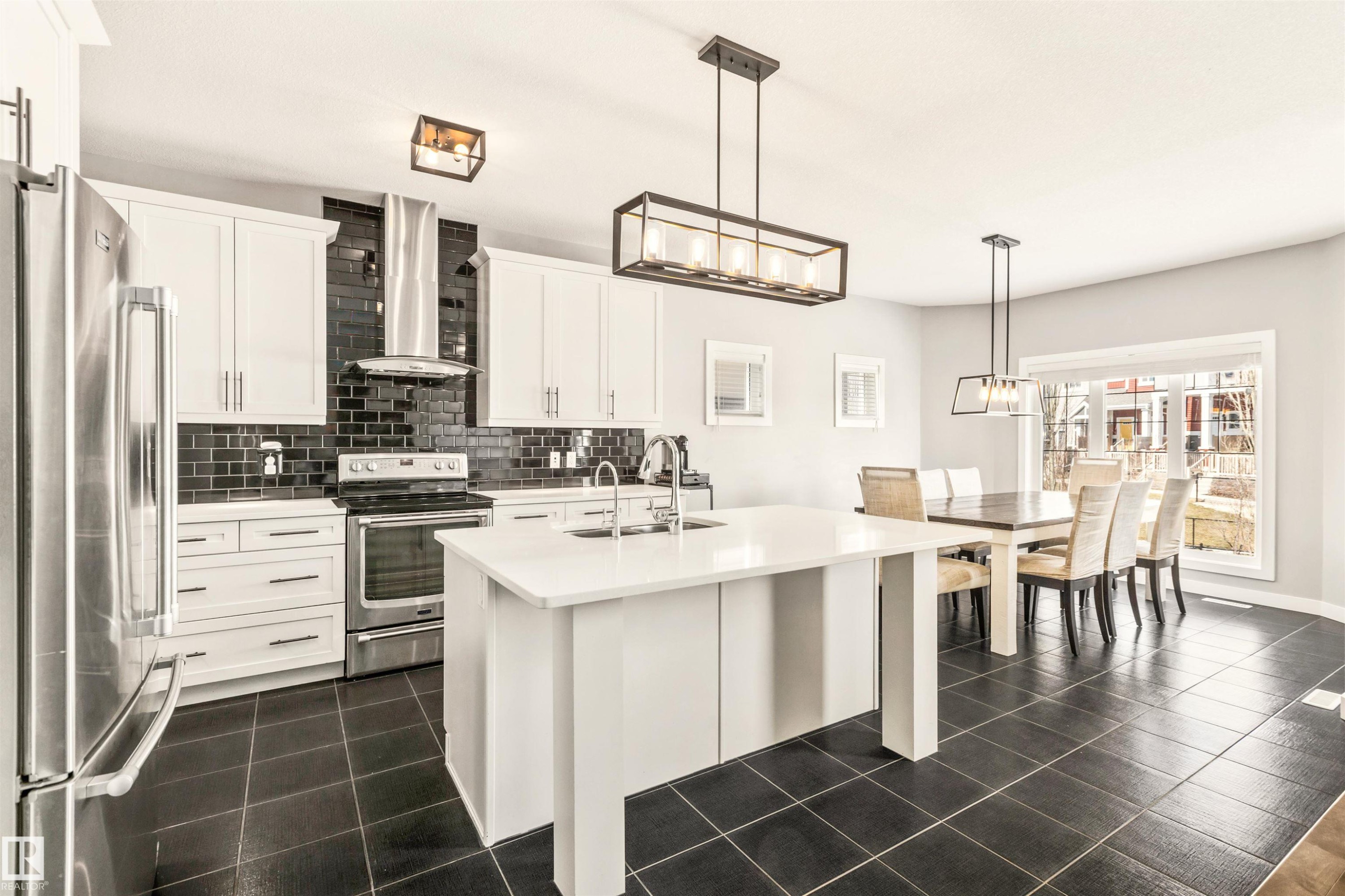 3087 Carpenter Landing, Edmonton, AB