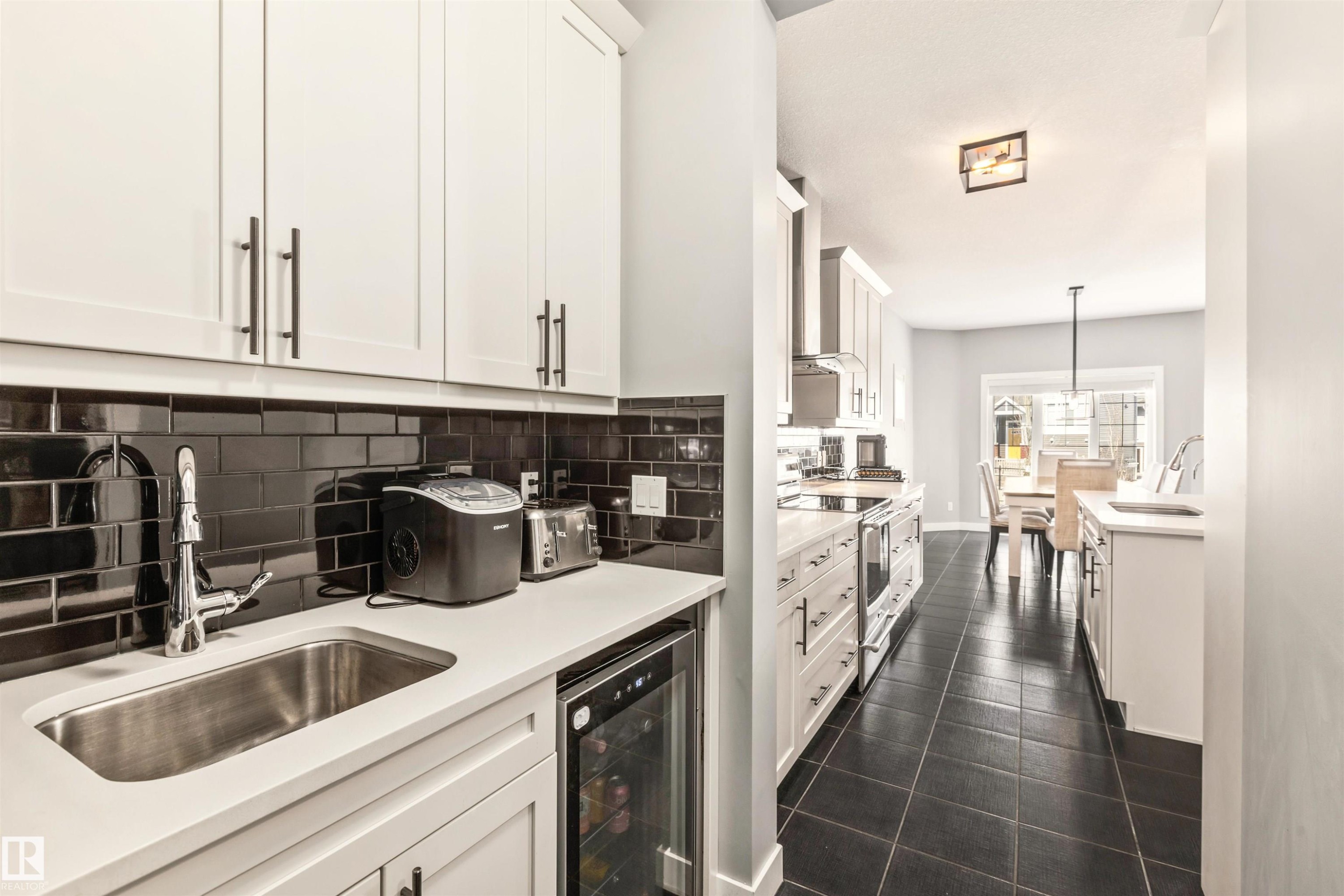 3087 Carpenter Landing, Edmonton, AB