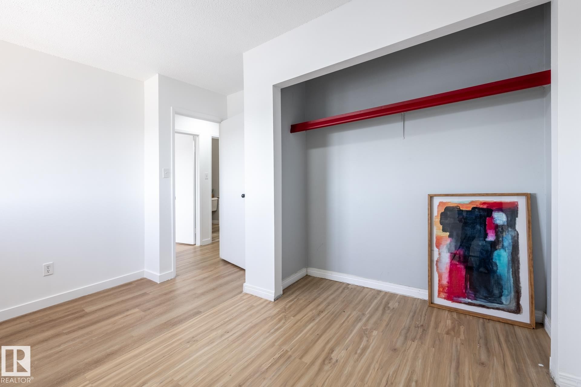 502D 2908 116A Avenue, Edmonton, AB - Indoor Photo Showing Other Room