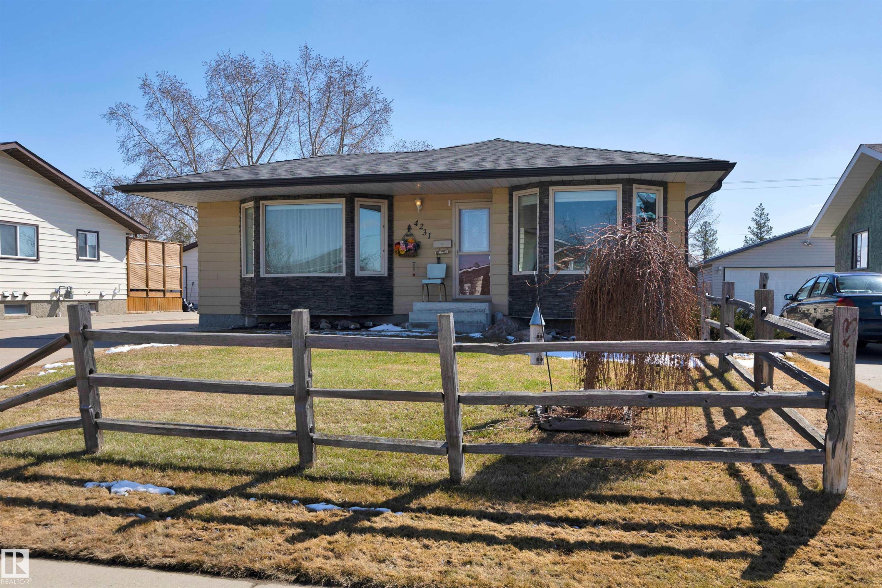 4231 39 Avenue, Leduc, AB - Outdoor