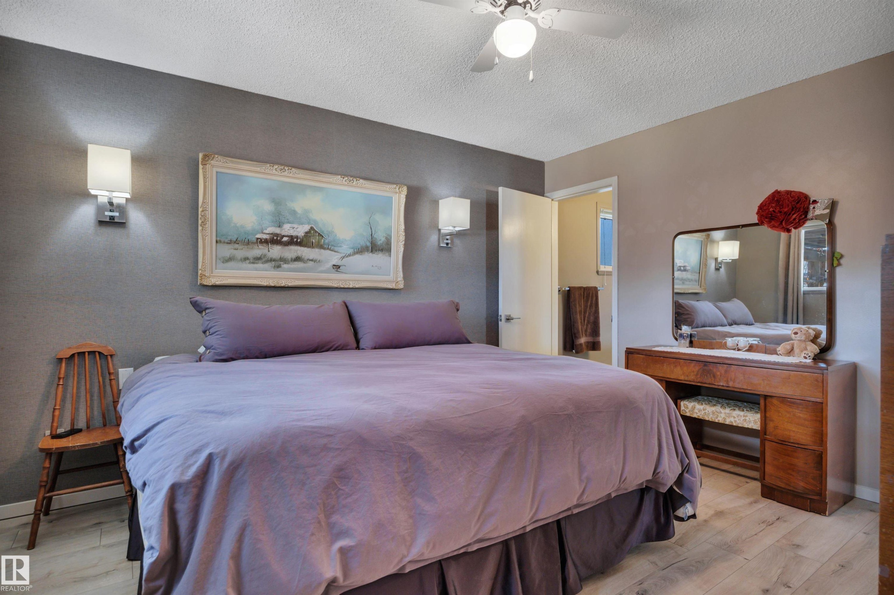 4231 39 Avenue, Leduc, AB - Indoor Photo Showing Bedroom