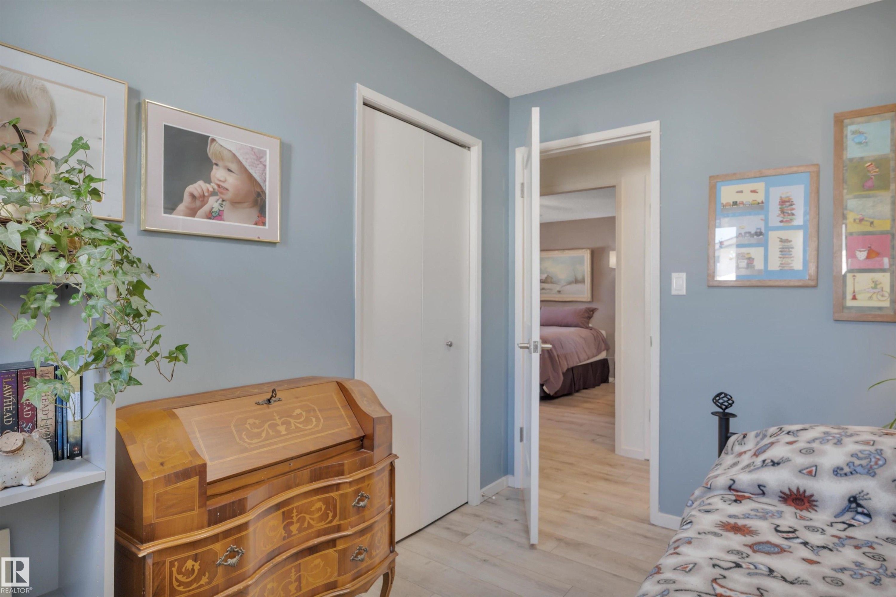 4231 39 Avenue, Leduc, AB - Indoor Photo Showing Bedroom