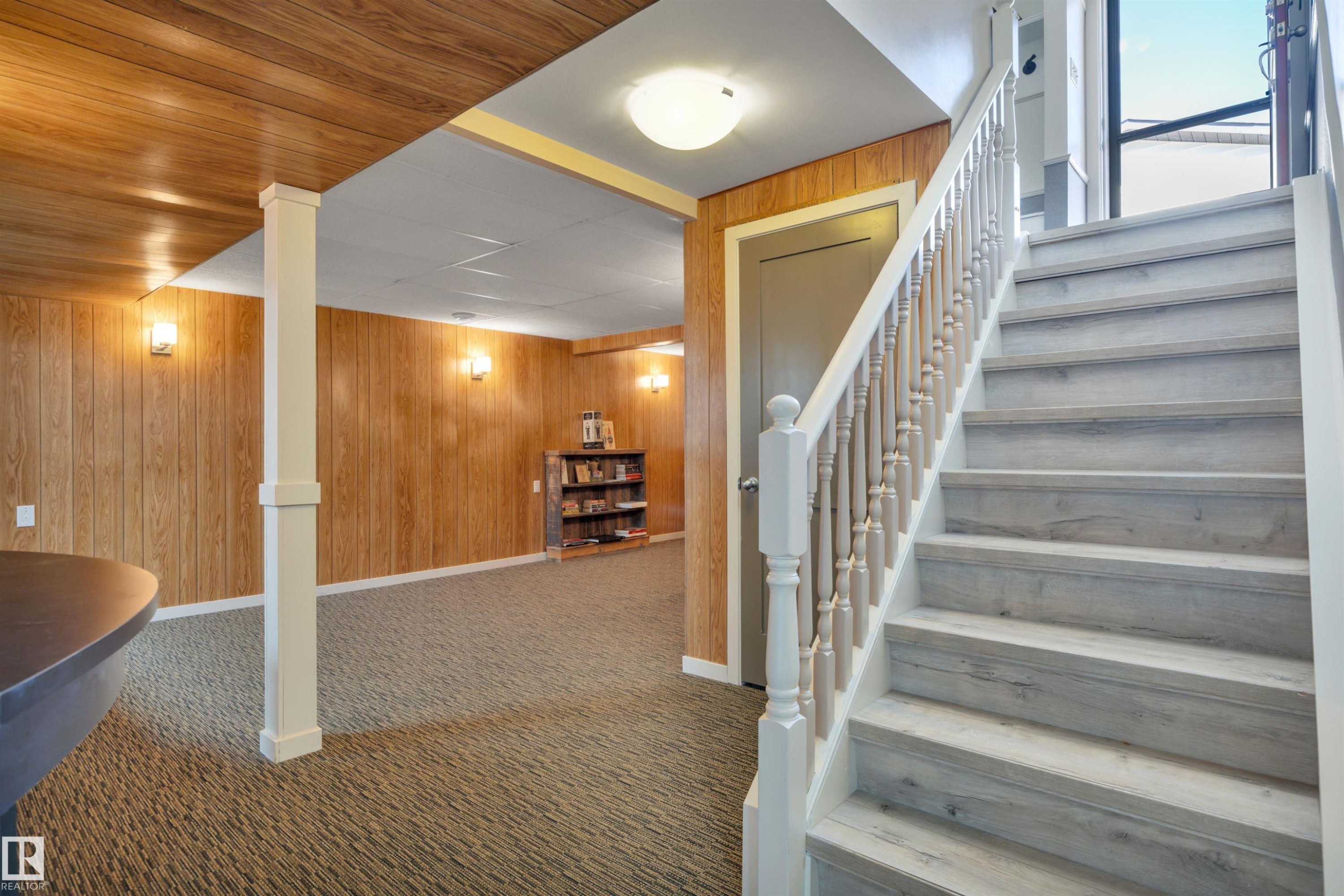 4231 39 Avenue, Leduc, AB - Indoor Photo Showing Other Room