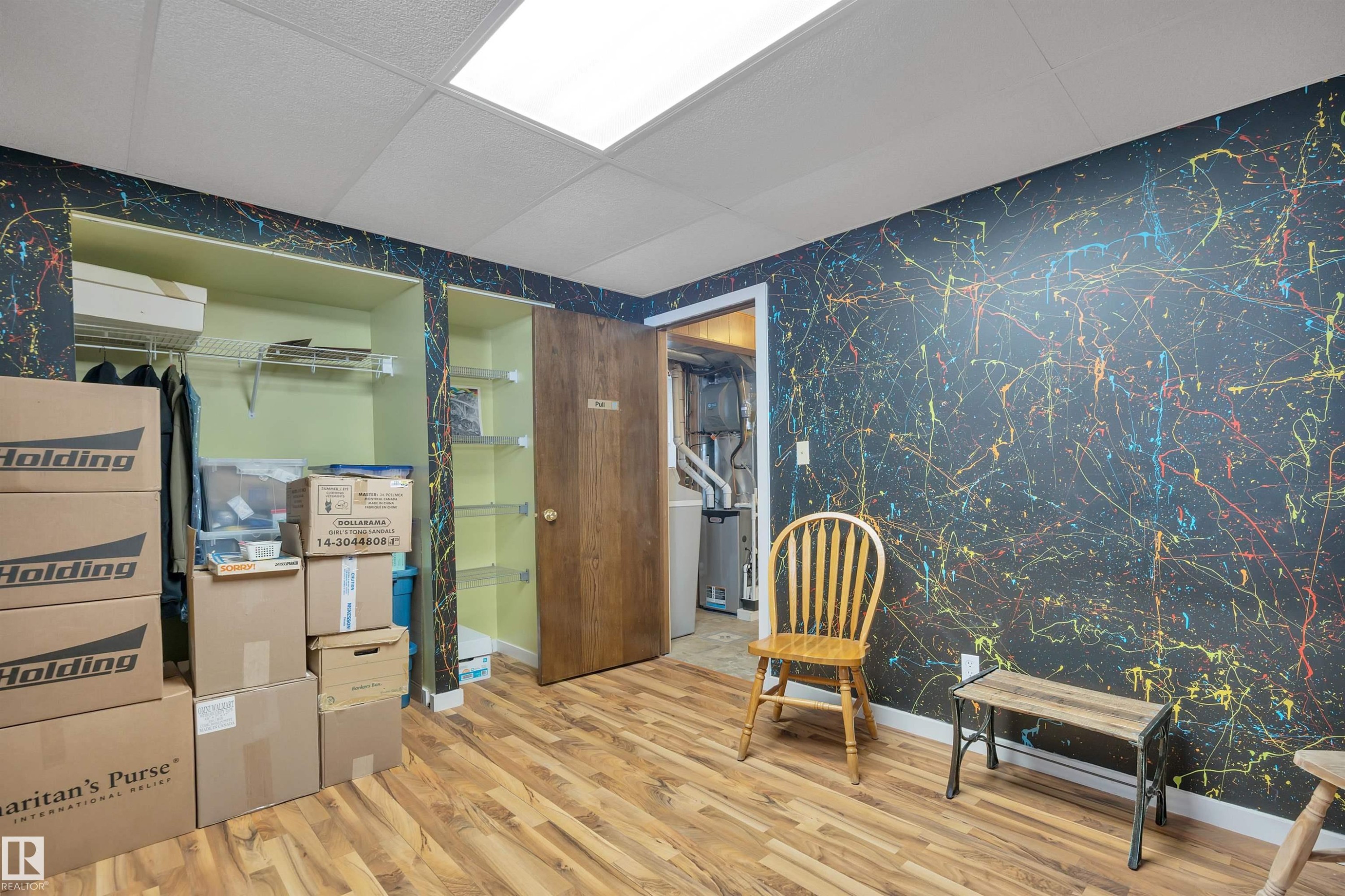 4231 39 Avenue, Leduc, AB - Indoor