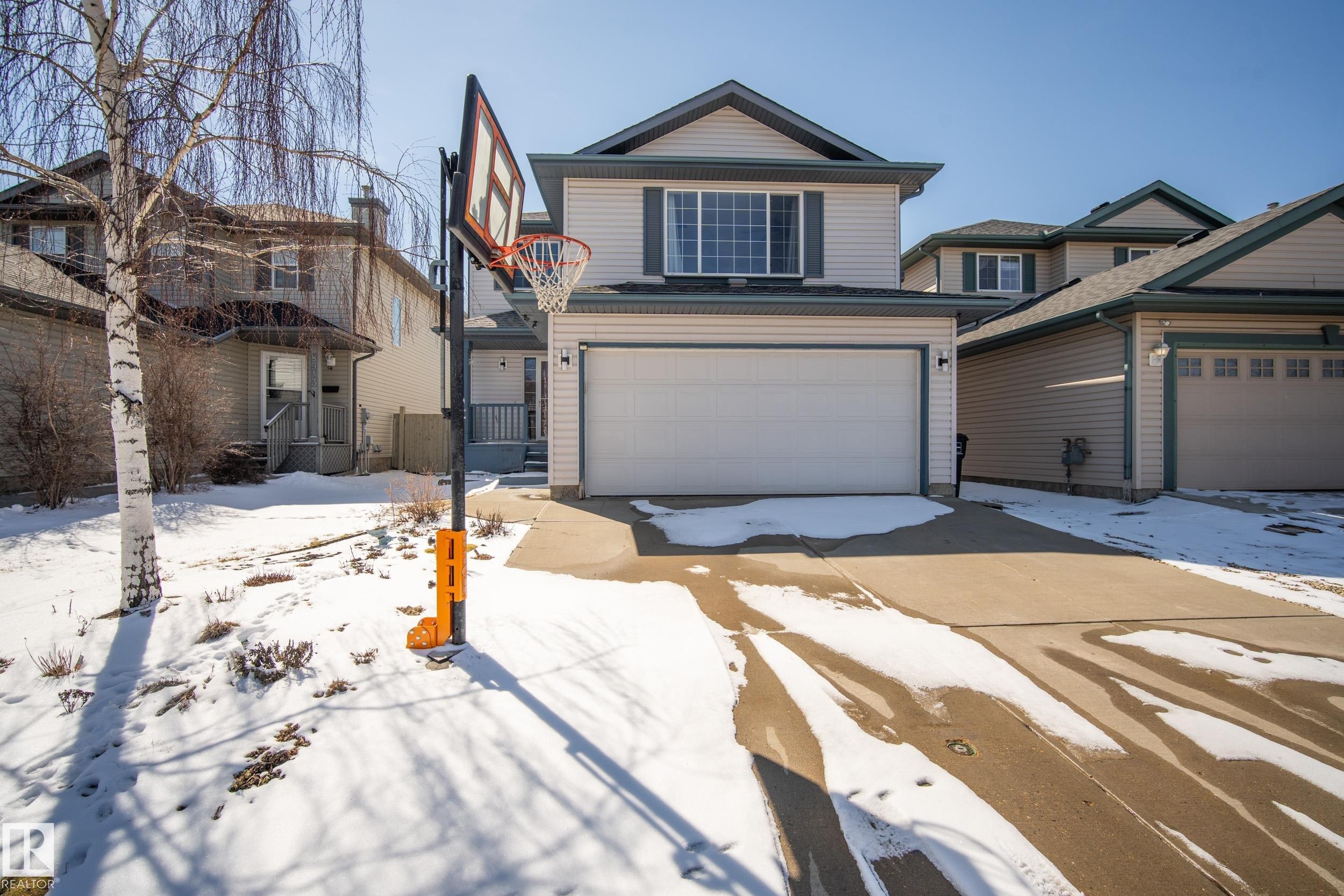8915 7 Avenue, Edmonton, AB - Outdoor With Facade