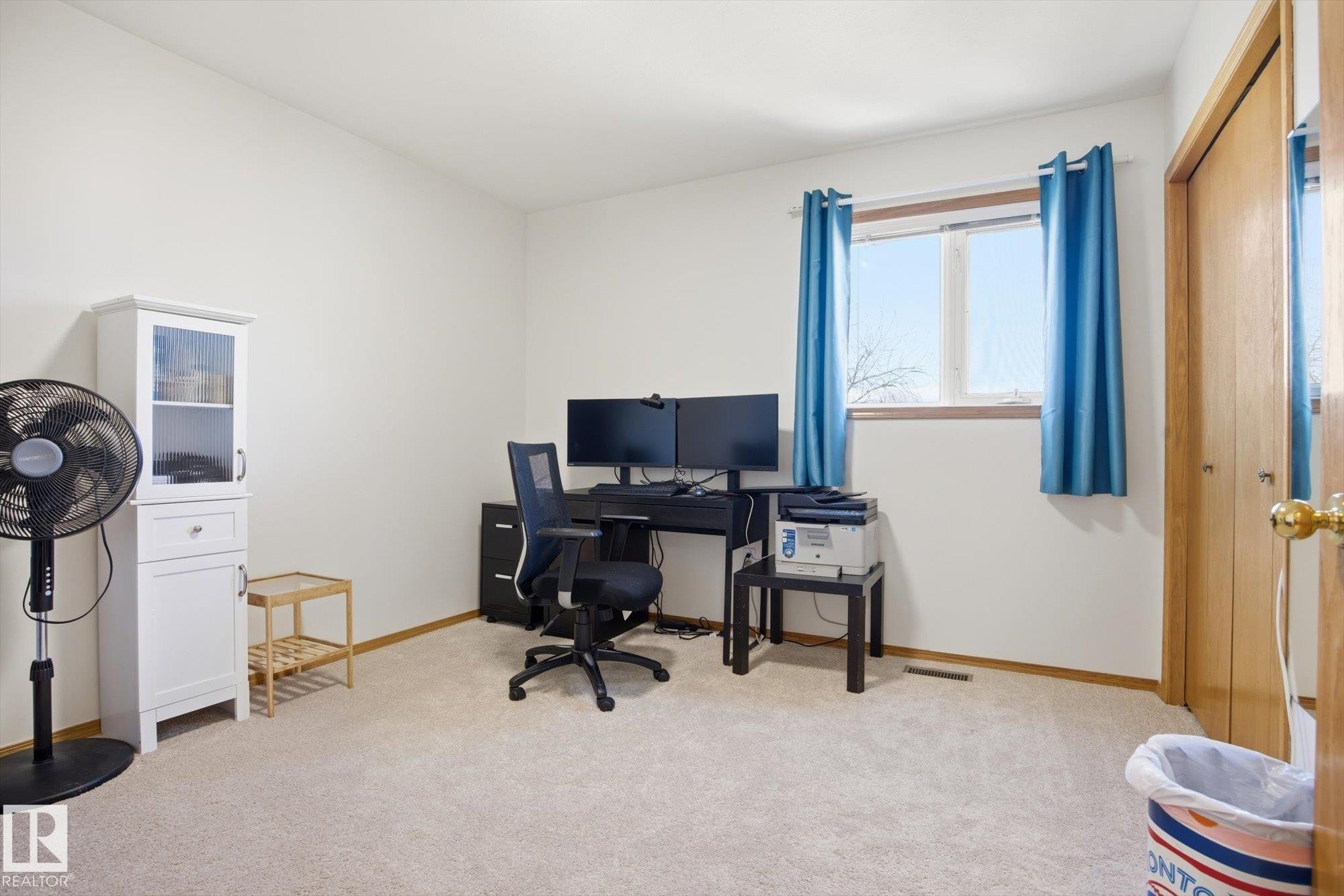 7220 157 Avenue, Edmonton, AB - Indoor Photo Showing Office