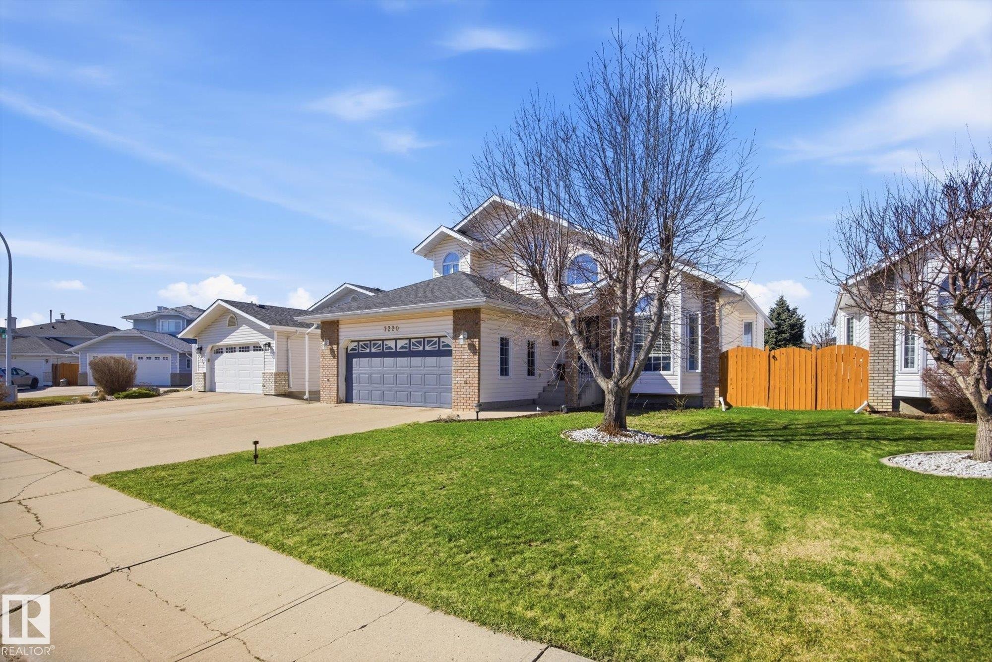 7220 157 Avenue, Edmonton, AB - Outdoor