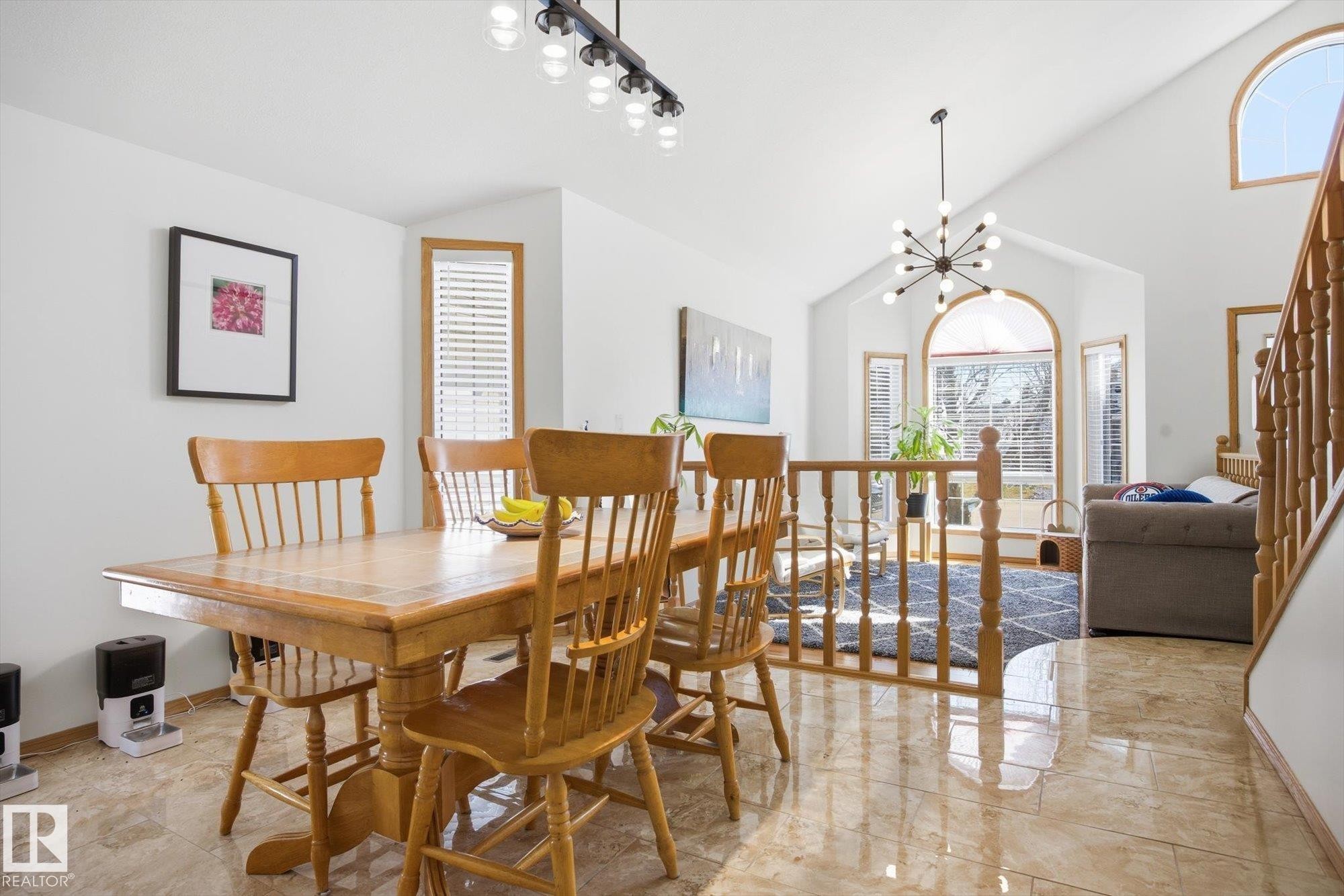 7220 157 Avenue, Edmonton, AB - Indoor Photo Showing Dining Room