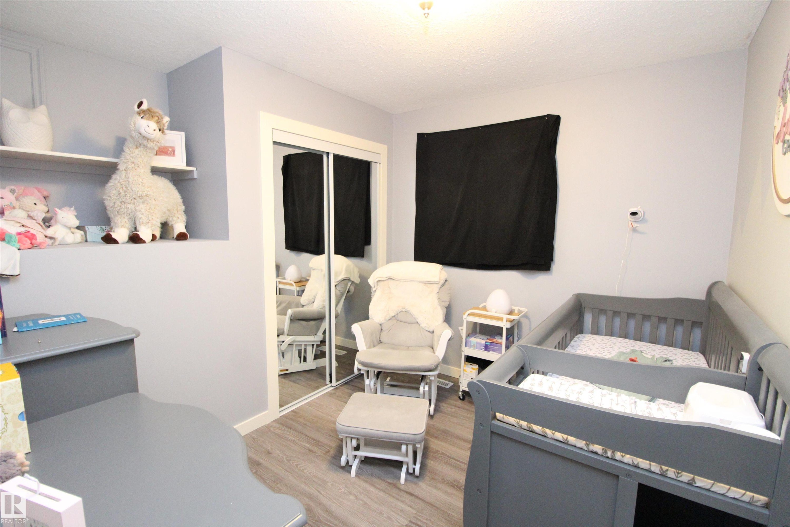 5347 36 Ave, Wetaskiwin, AB - Indoor Photo Showing Bedroom